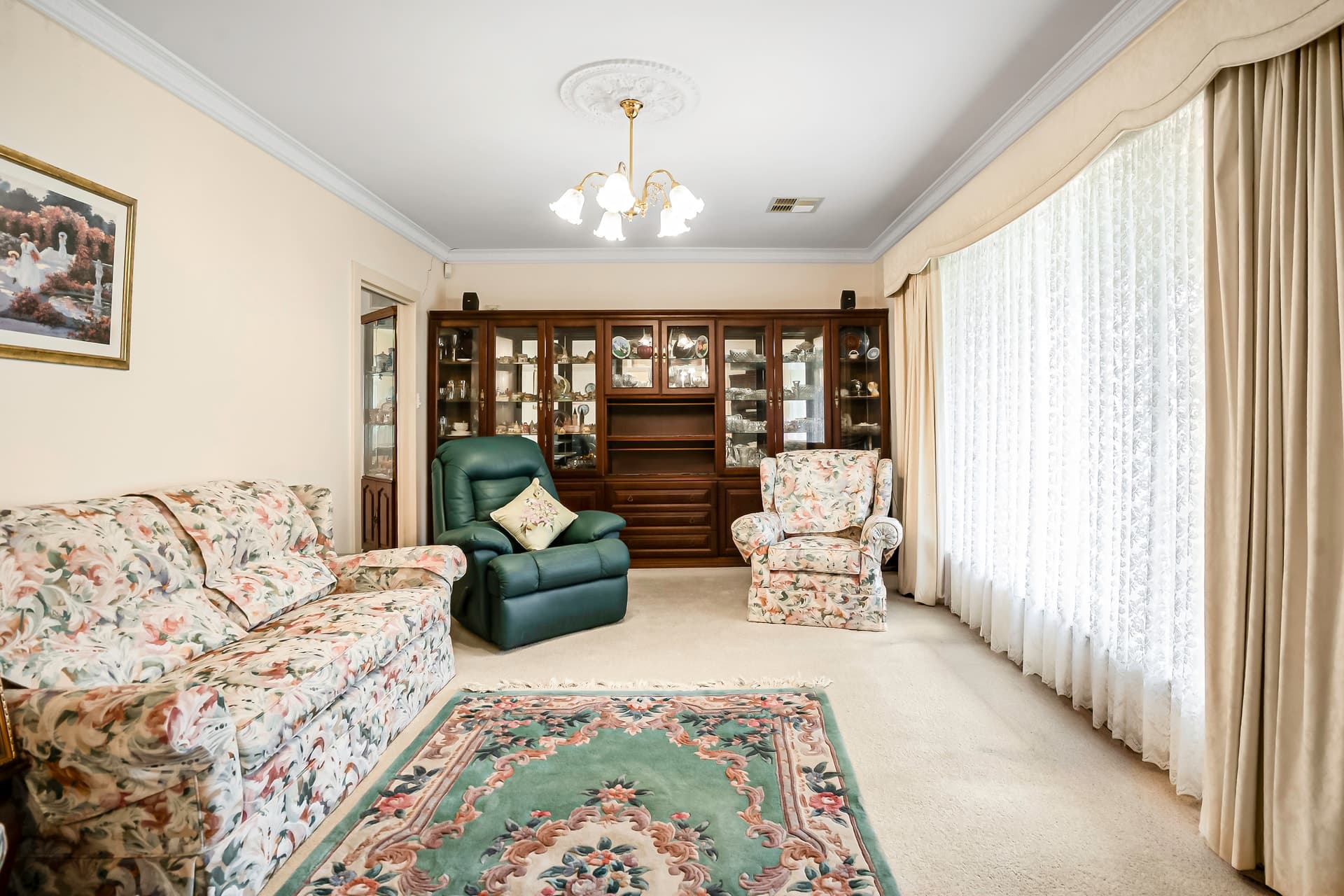 2 Gulfview Drive, Rostrevor, Rostrevor - Thumbnail 2