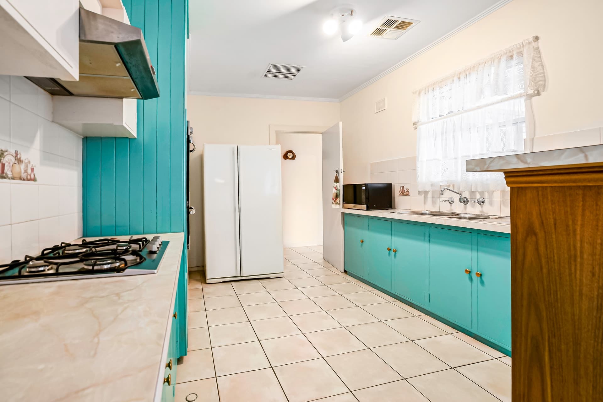 2 Gulfview Drive, Rostrevor, Rostrevor - Thumbnail 8