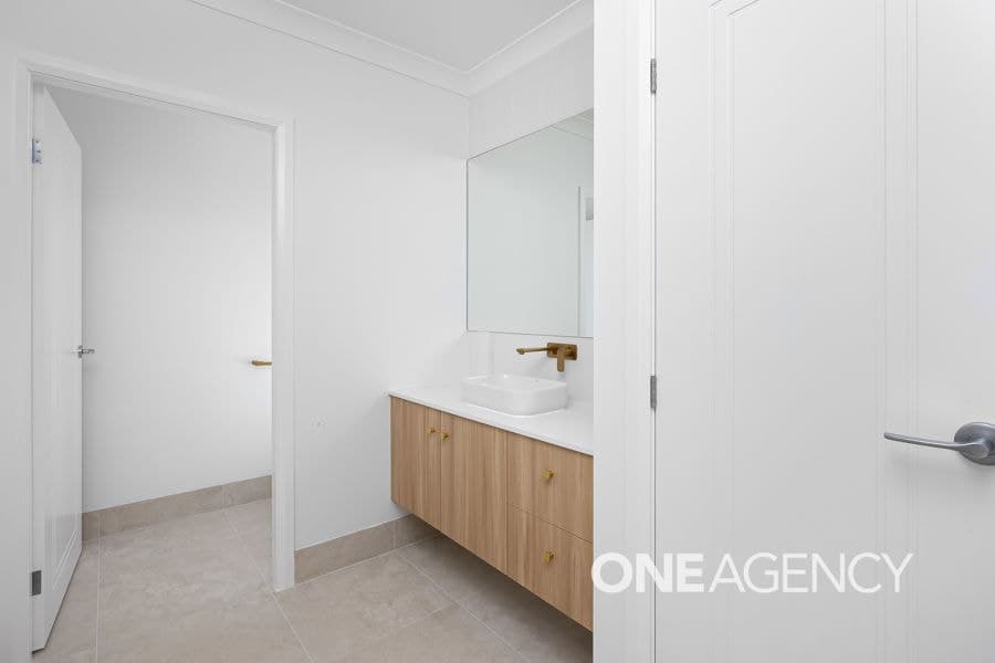 1/16 LAWRENCE Avenue, Gobbagombalin, Gobbagombalin - Thumbnail 7