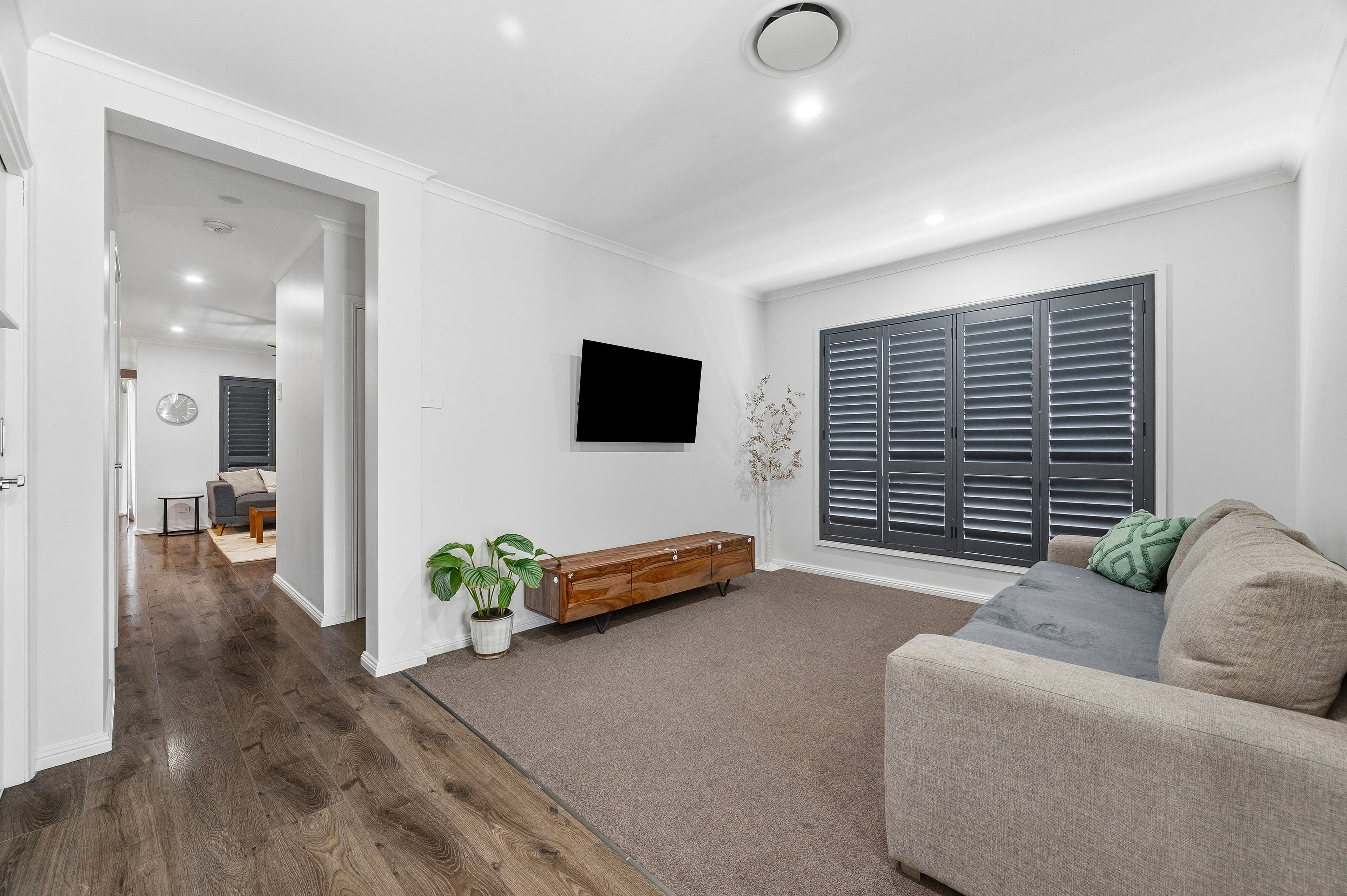 31 Gunyah Drive, Glenmore Park, Glenmore Park - Thumbnail 2