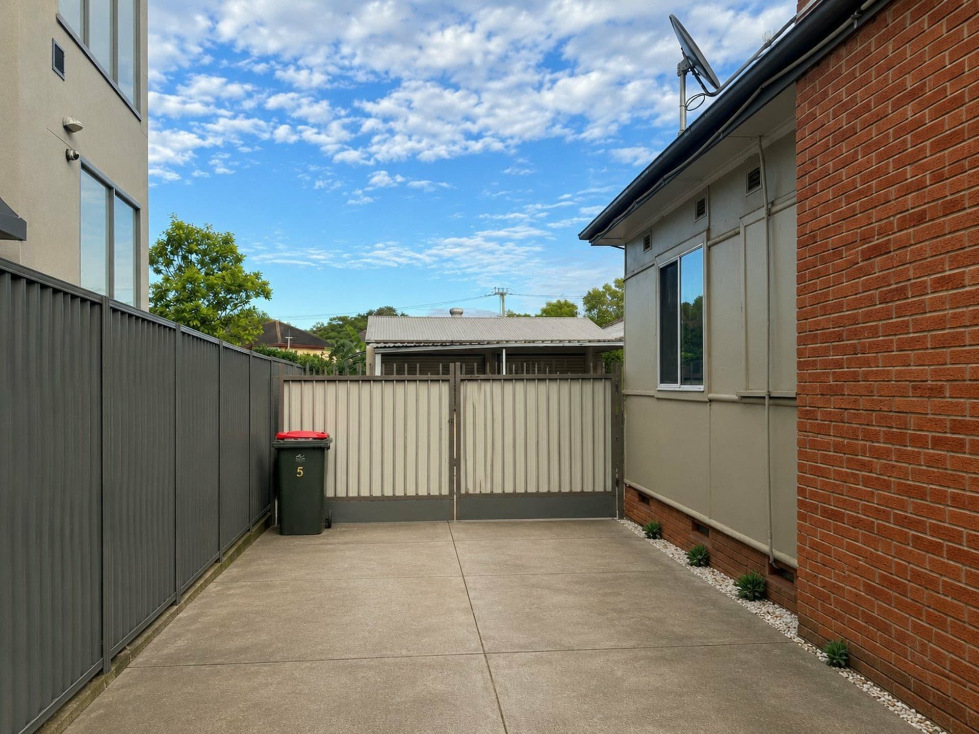 5A Quest Avenue Carramar NSW, Carramar - Thumbnail 2