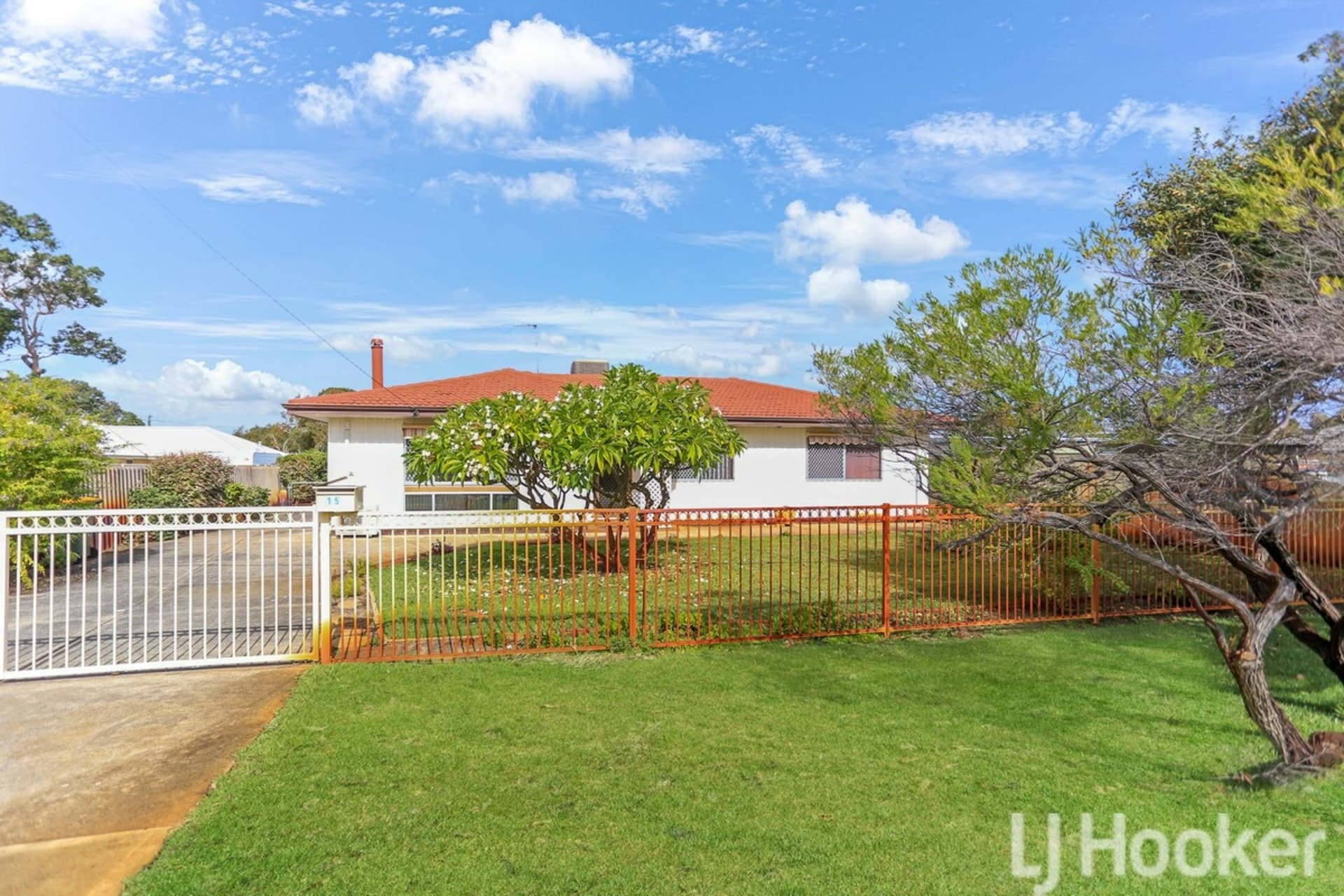 15 Duncan Road Coodanup WA, Coodanup - Thumbnail 2