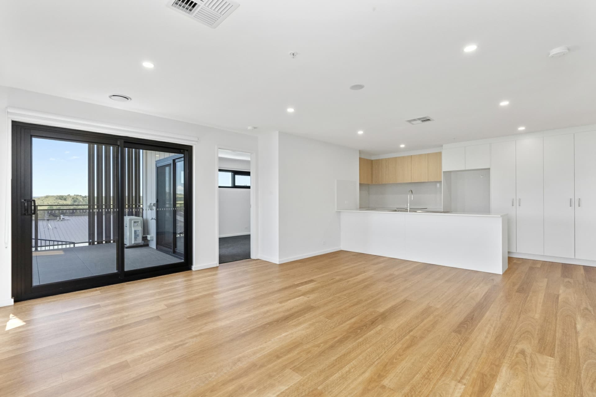 103/220 John Gorton Drive Coombs ACT, Coombs - Thumbnail 2