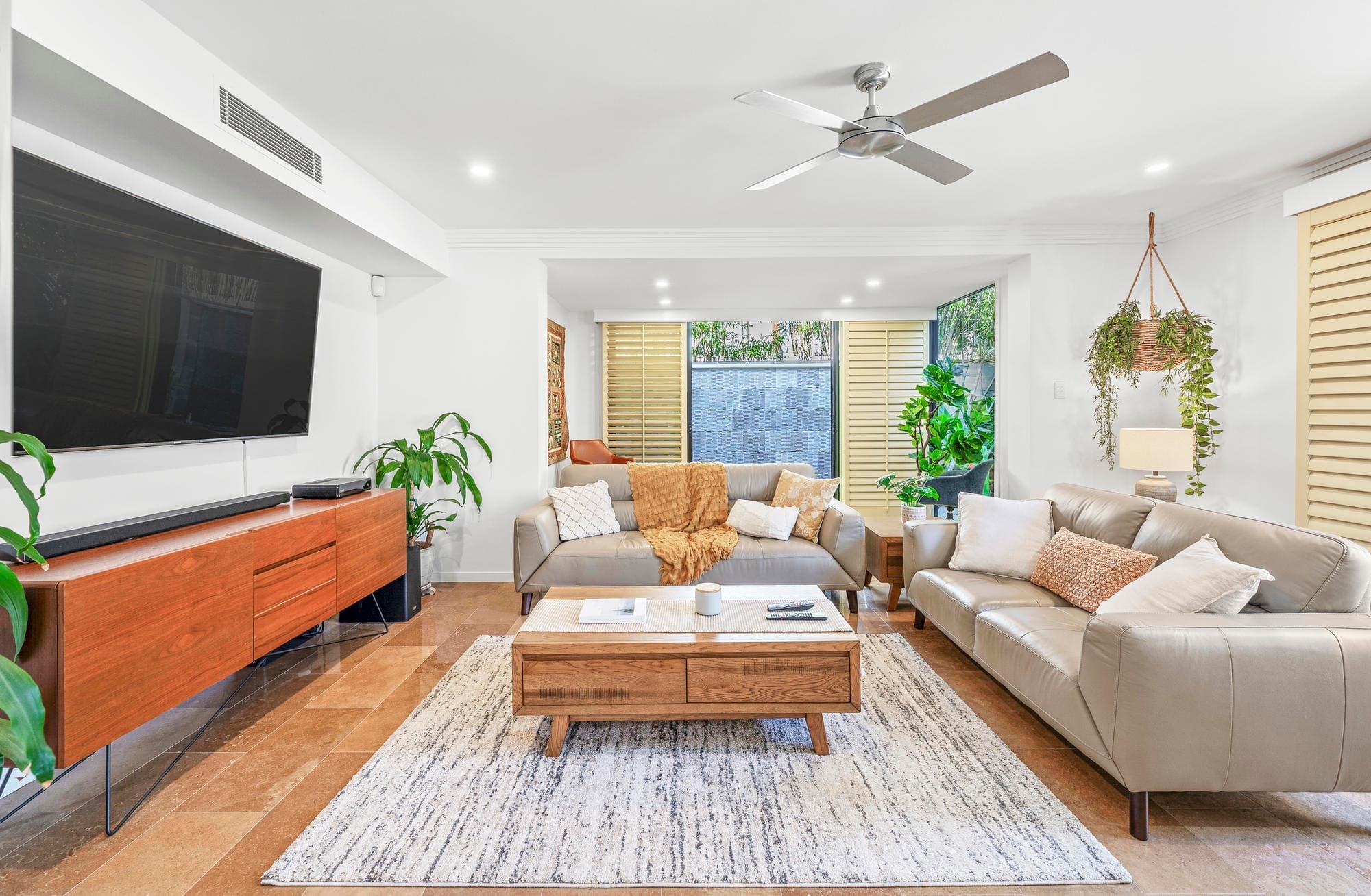 2/46 Cronin Avenue, Main Beach, QLD 4217, Main Beach - Thumbnail 7