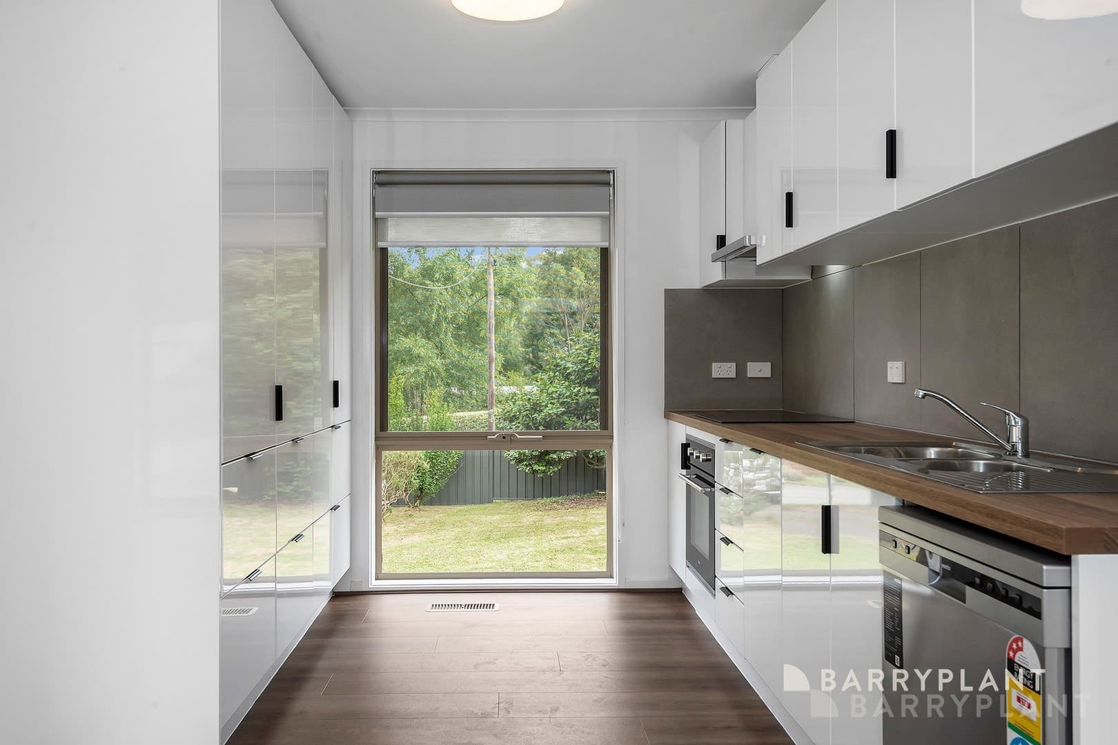 17 Joffre Parade, Cockatoo, VIC 3781, Cockatoo - Thumbnail 2