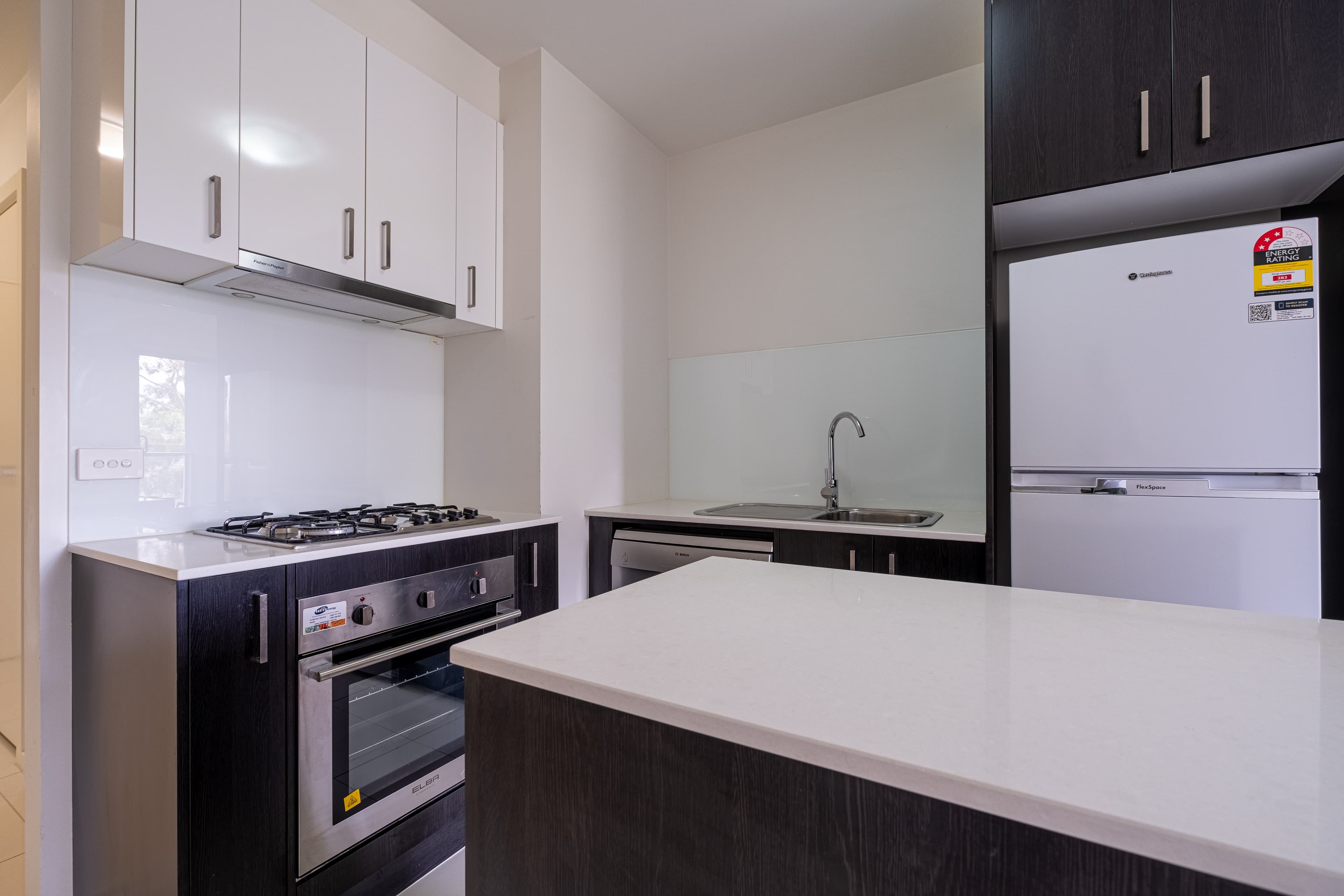 201/12 Wood Street, Nunawading - Thumbnail 3