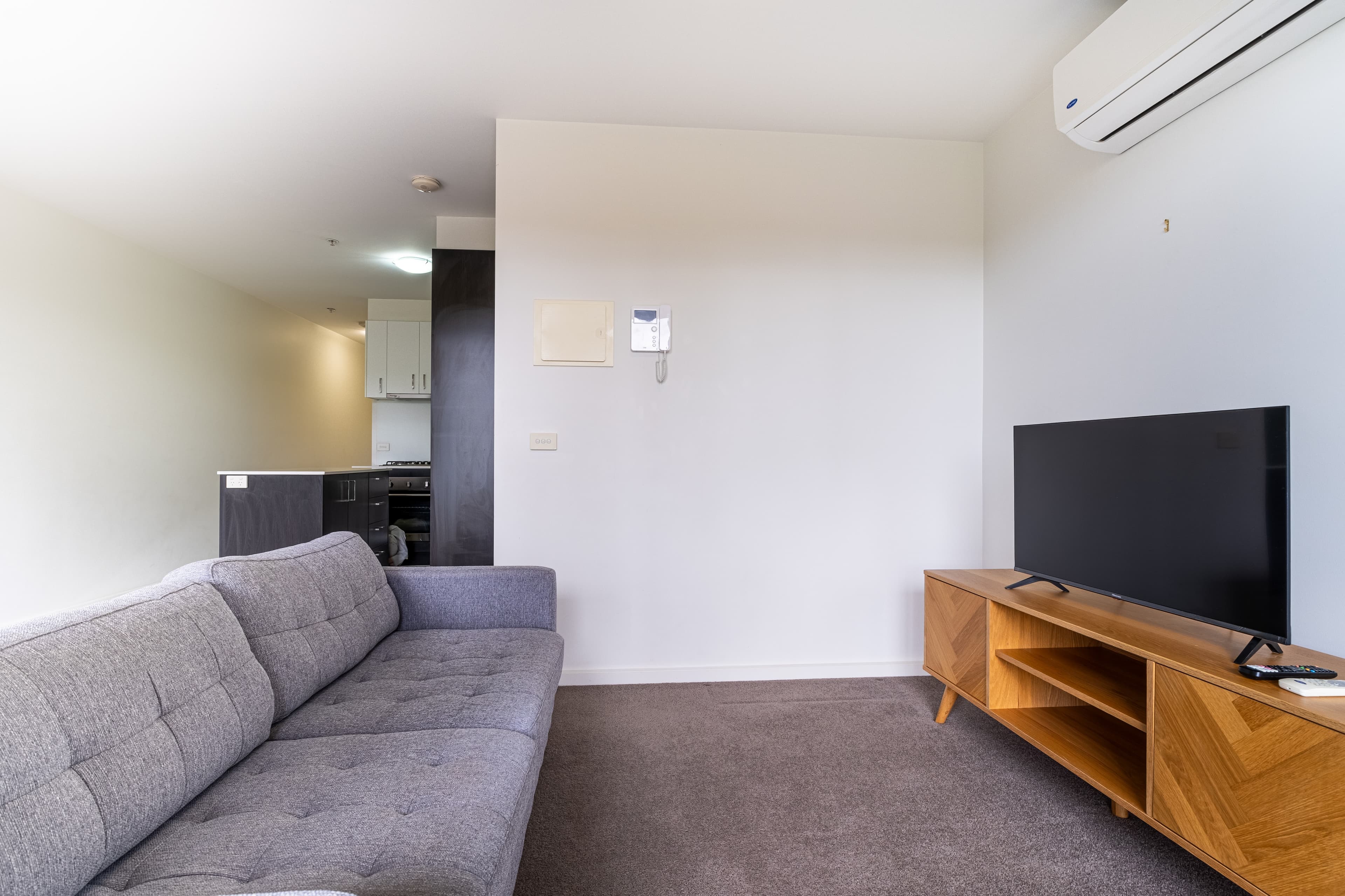 201/12 Wood Street, Nunawading - Thumbnail 6
