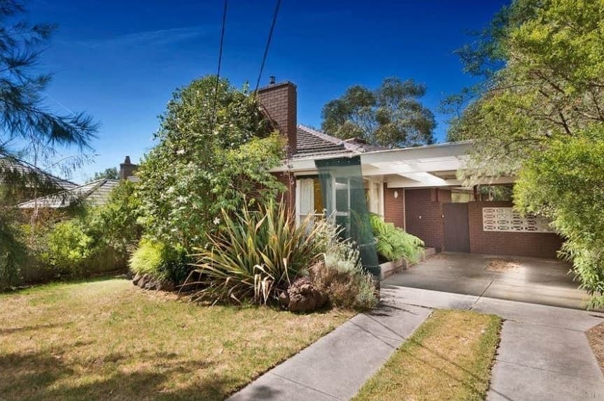 18 Lincoln Avenue, Mont Albert North - Image 1