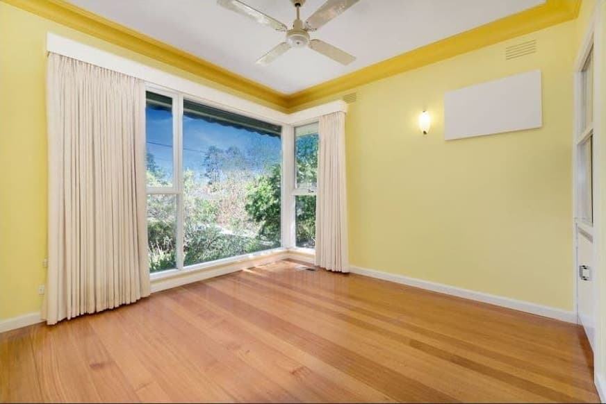 18 Lincoln Avenue, Mont Albert North - Thumbnail 3