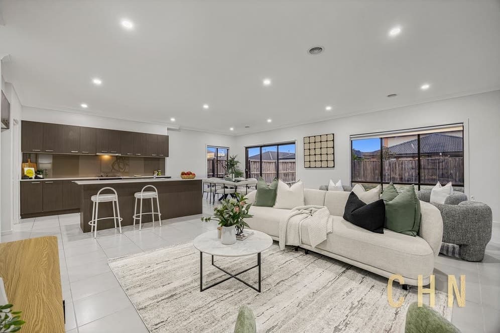 55 Pennsylvania Crescent, Point Cook - Thumbnail 4
