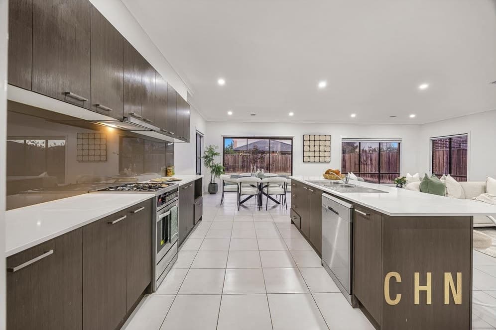55 Pennsylvania Crescent, Point Cook - Thumbnail 8