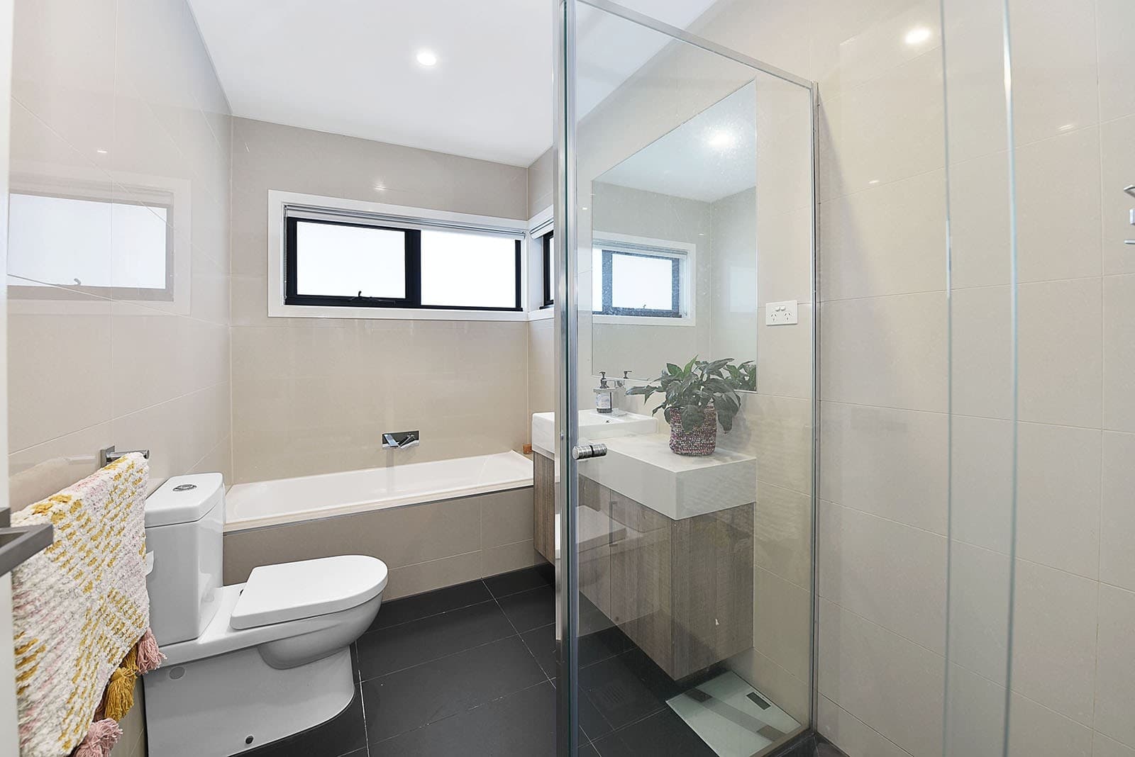 3/3 Charles St, Hadfield, VIC 3046, Hadfield - Thumbnail 4