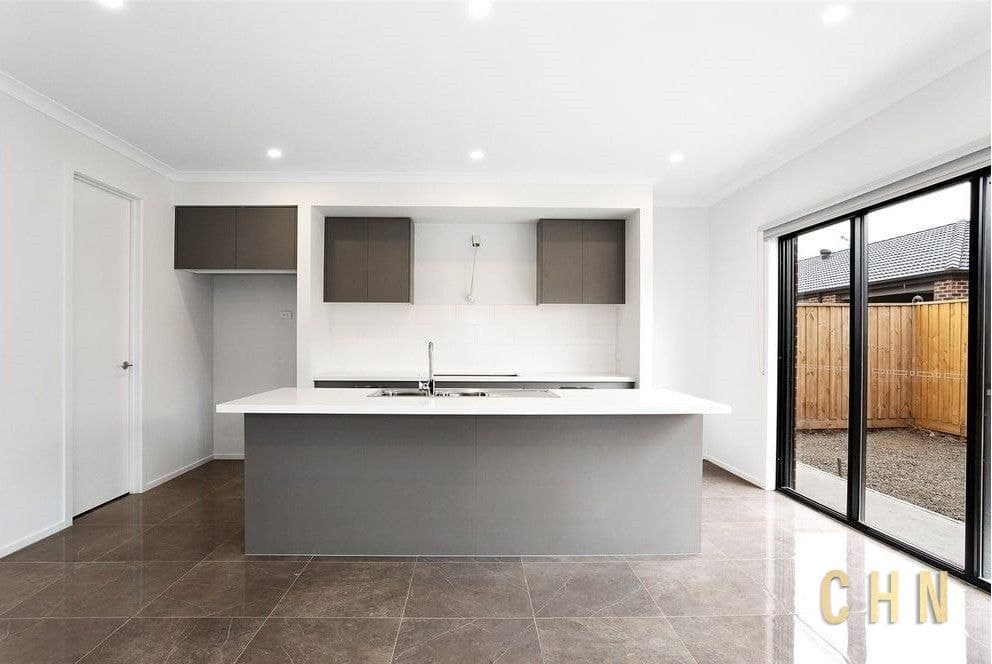 12 Walgett Street, Point Cook - Thumbnail 3