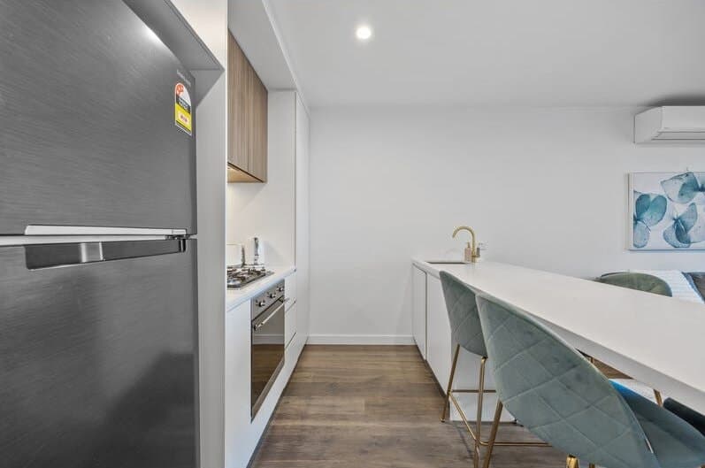 906/9 Prospect Street, Box Hill - Thumbnail 4