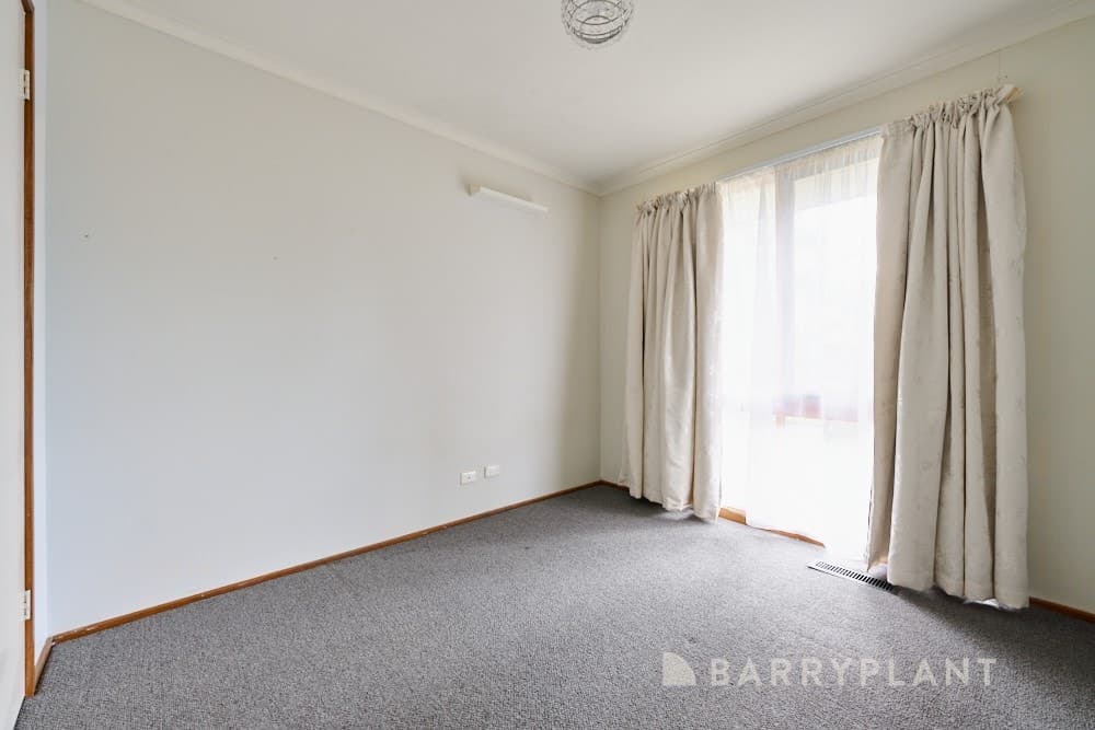 22 Garryowen Crescent, Narre Warren, VIC 3805, Narre Warren - Thumbnail 5