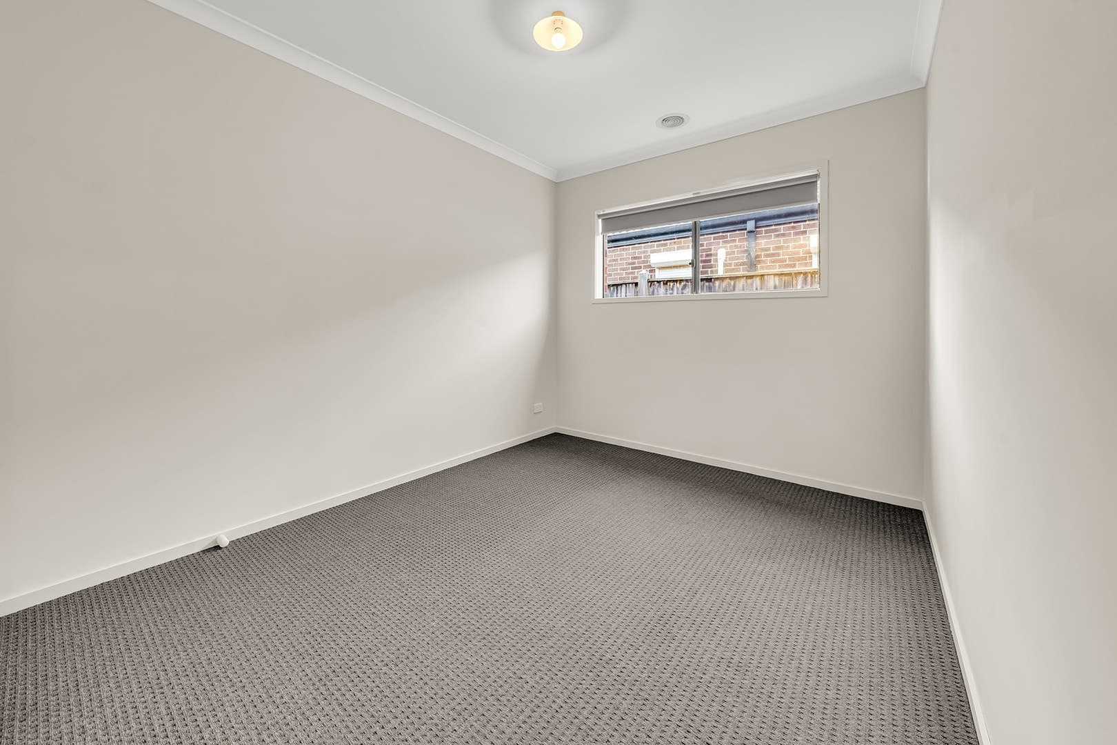 8 Arbour Avenue, Point Cook, VIC 3030, Point Cook - Thumbnail 3