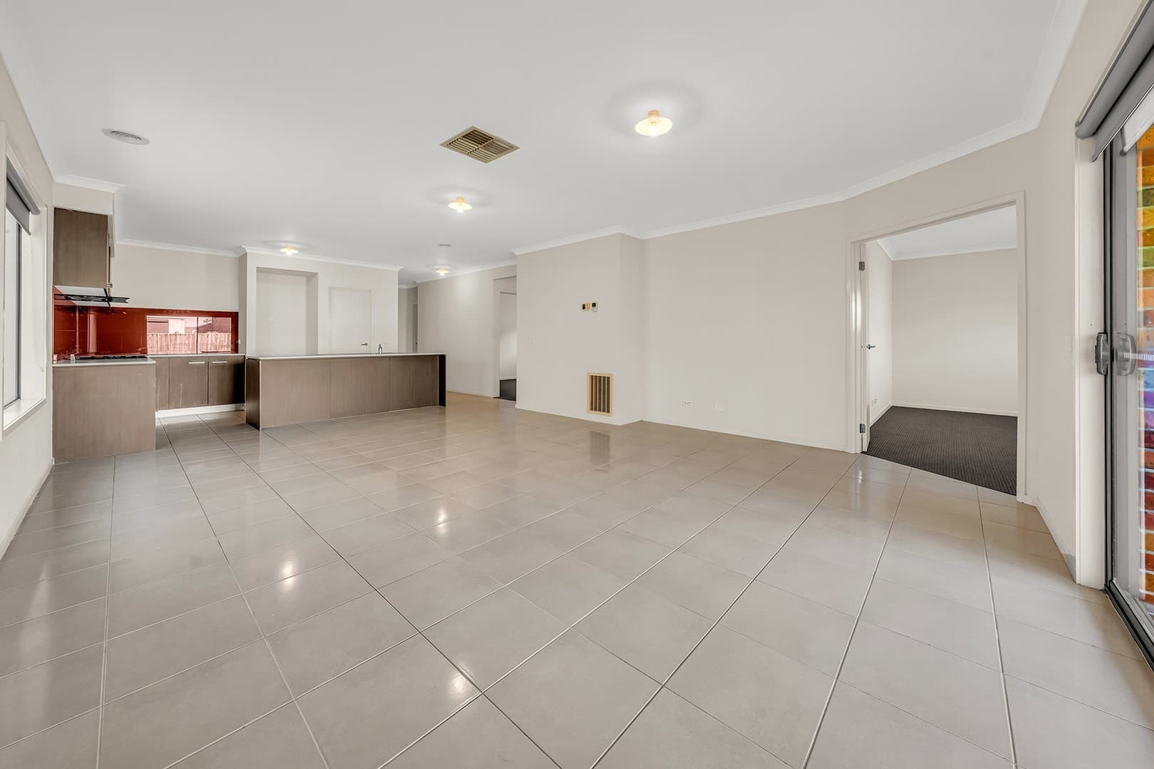8 Arbour Avenue, Point Cook, VIC 3030, Point Cook - Thumbnail 6