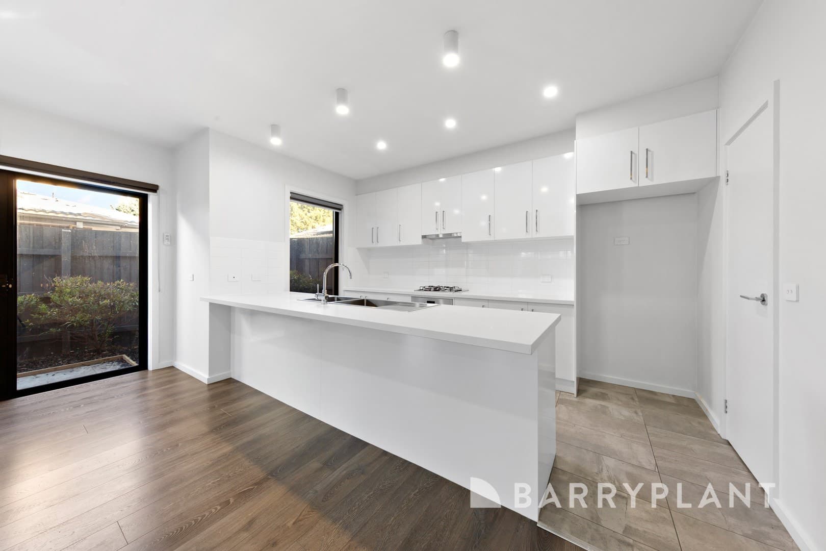 1/5 Oncidium Gardens, Keilor Downs, VIC 3038, Keilor Downs - Thumbnail 5
