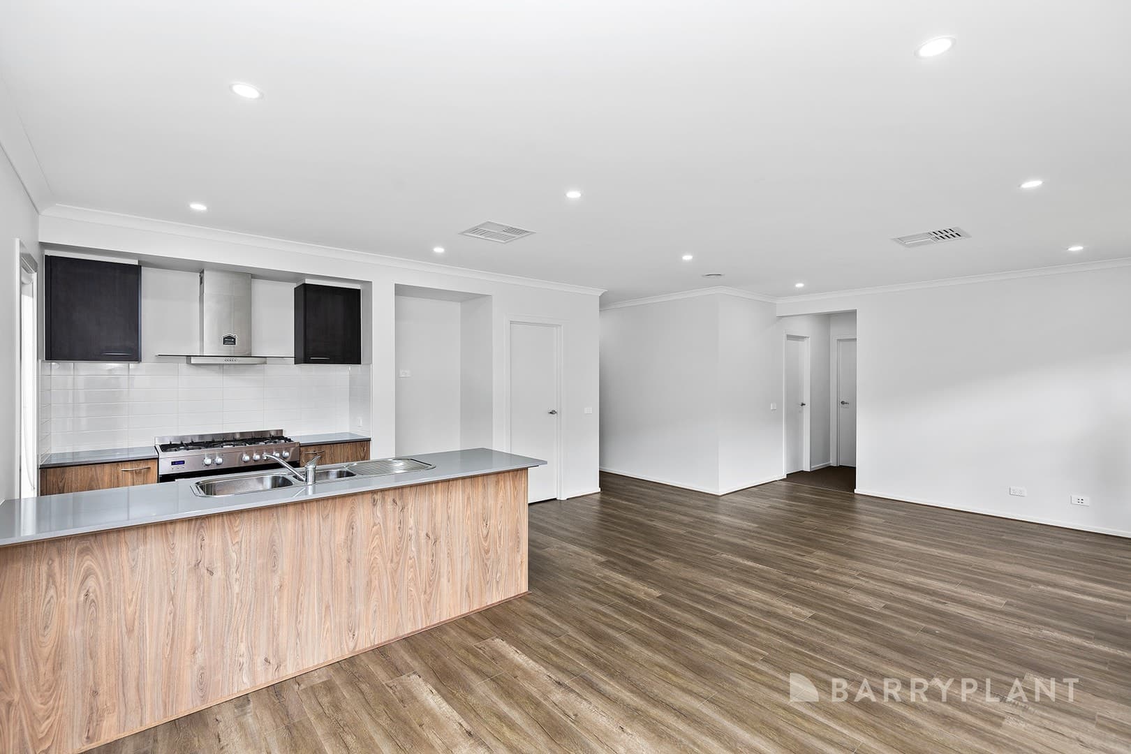 29 Romeo Avenue, Berwick, VIC 3806, Berwick - Thumbnail 2