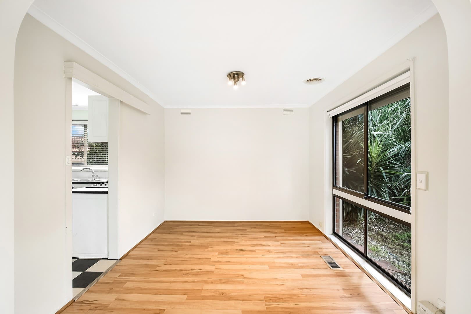 16 Chisholm Court, Mill Park, VIC 3082, Mill Park - Thumbnail 4