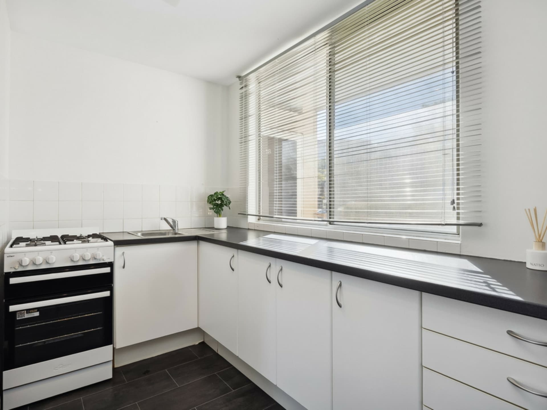 17/60-64 Forrest Avenue, East Perth, East Perth - Thumbnail 6