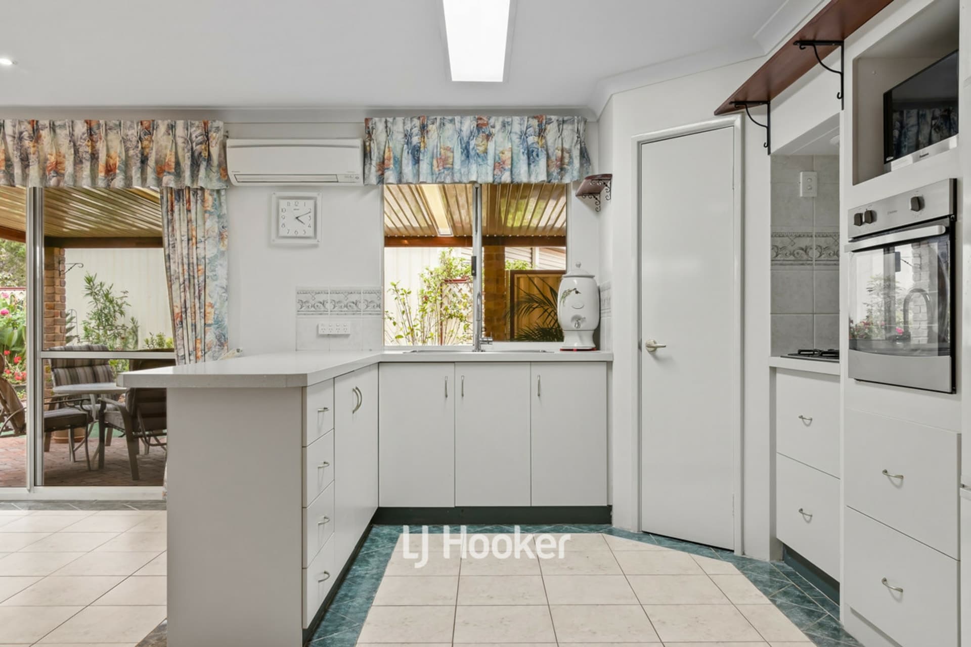24A Butcherbird Court, Eaton, Eaton - Thumbnail 4