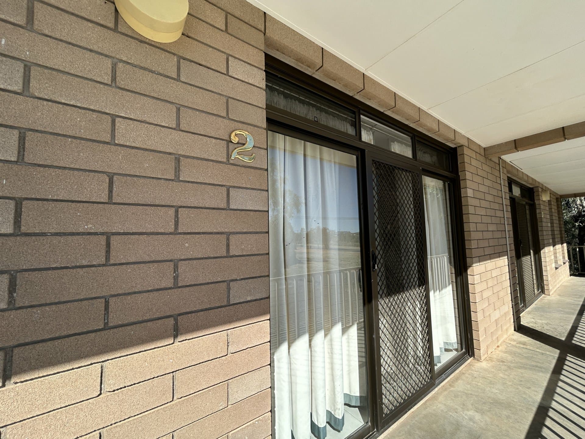 2/14 Bradshaw Drive, Gillen, Gillen - Image 1