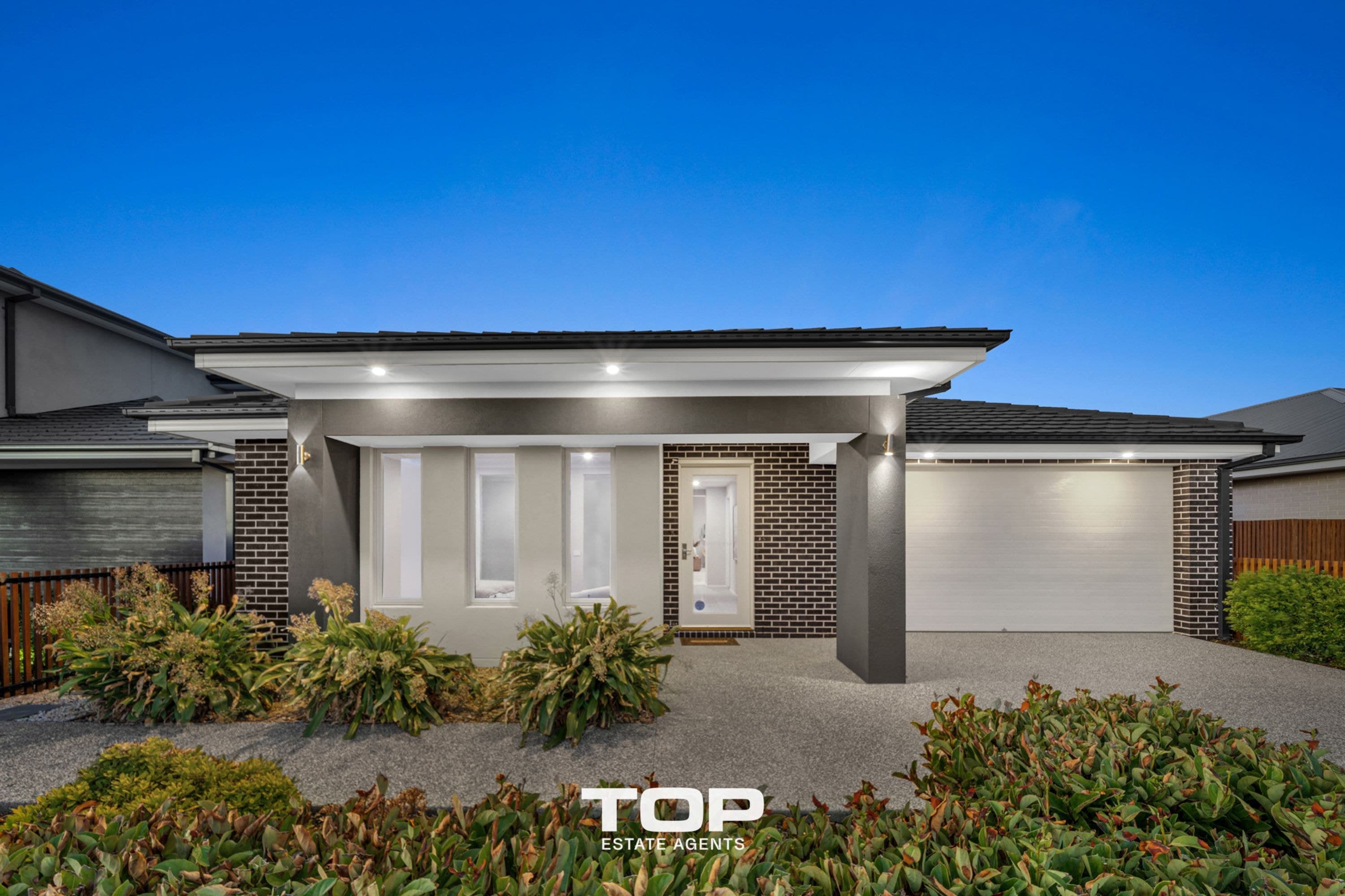 9 Grazing Way, Clyde North - Thumbnail 2