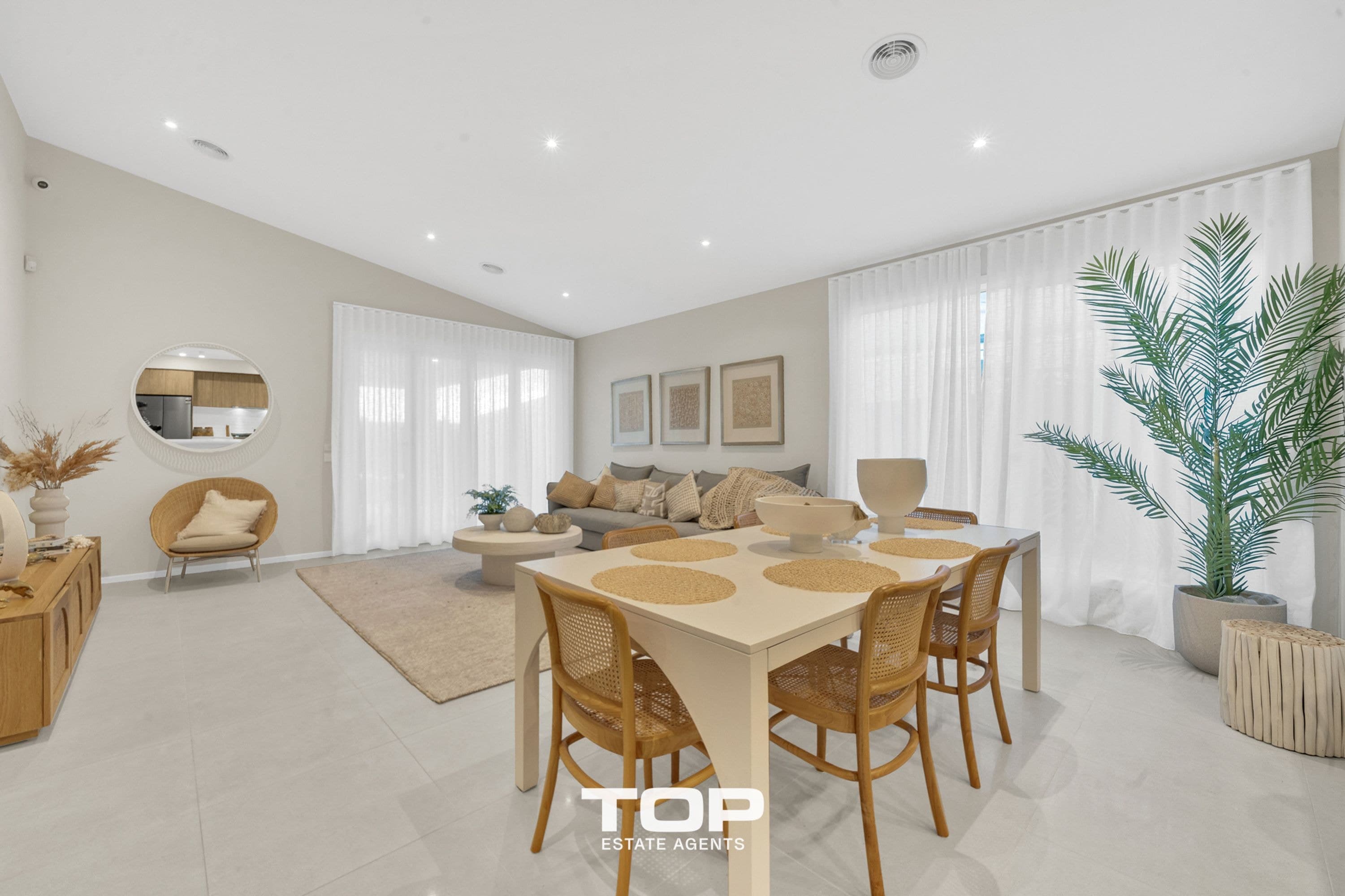 9 Grazing Way, Clyde North - Thumbnail 7