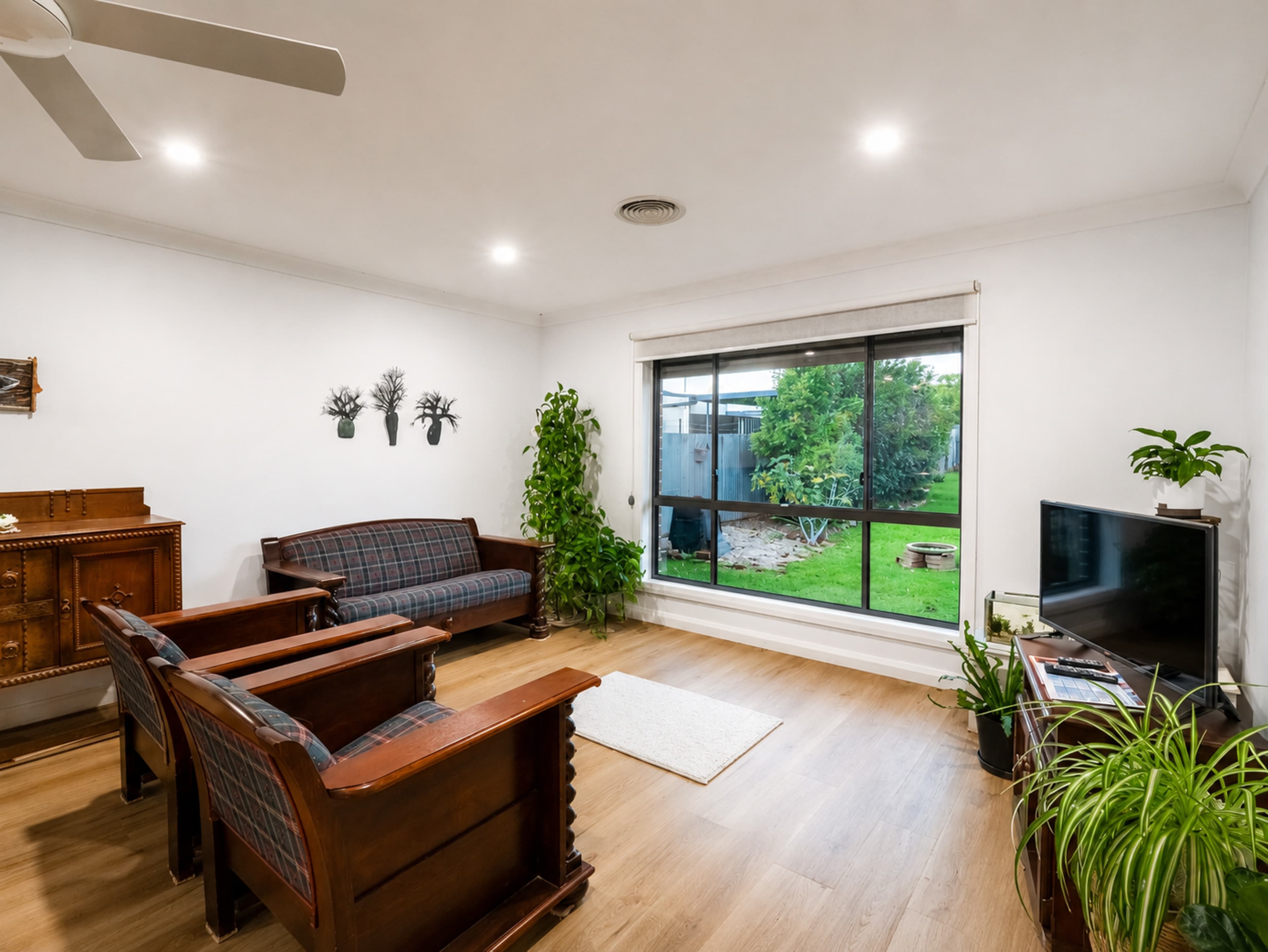 107 Currajong Street, Parkes NSW 2870, Parkes - Thumbnail 2