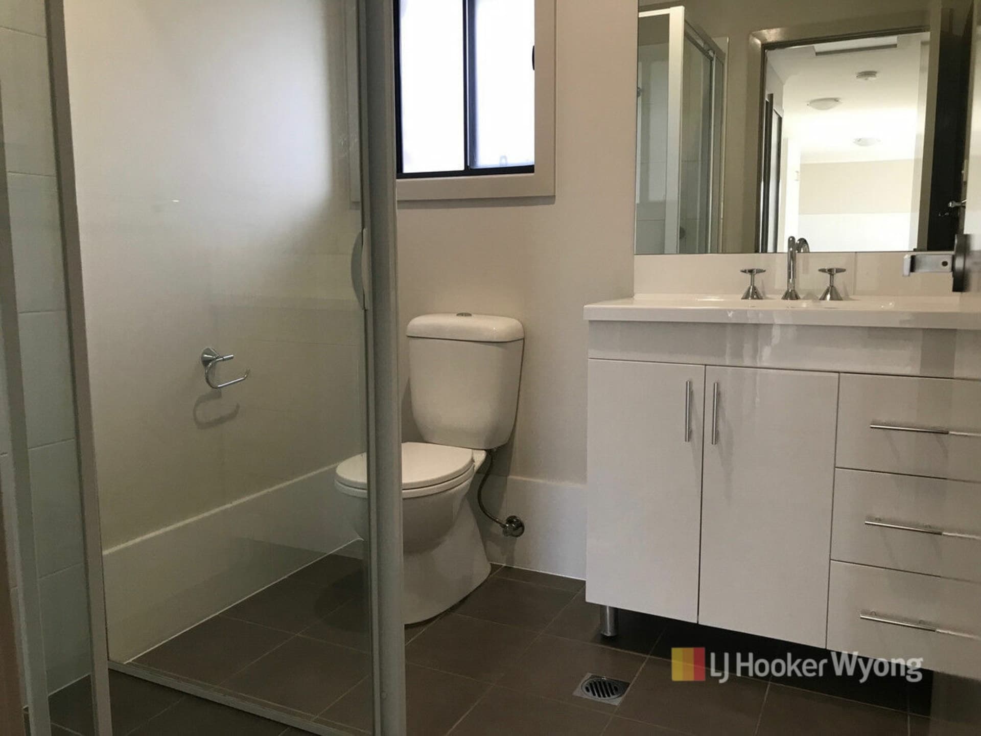 25A Fernhill Avenue, Hamlyn Terrace, Hamlyn Terrace - Thumbnail 8