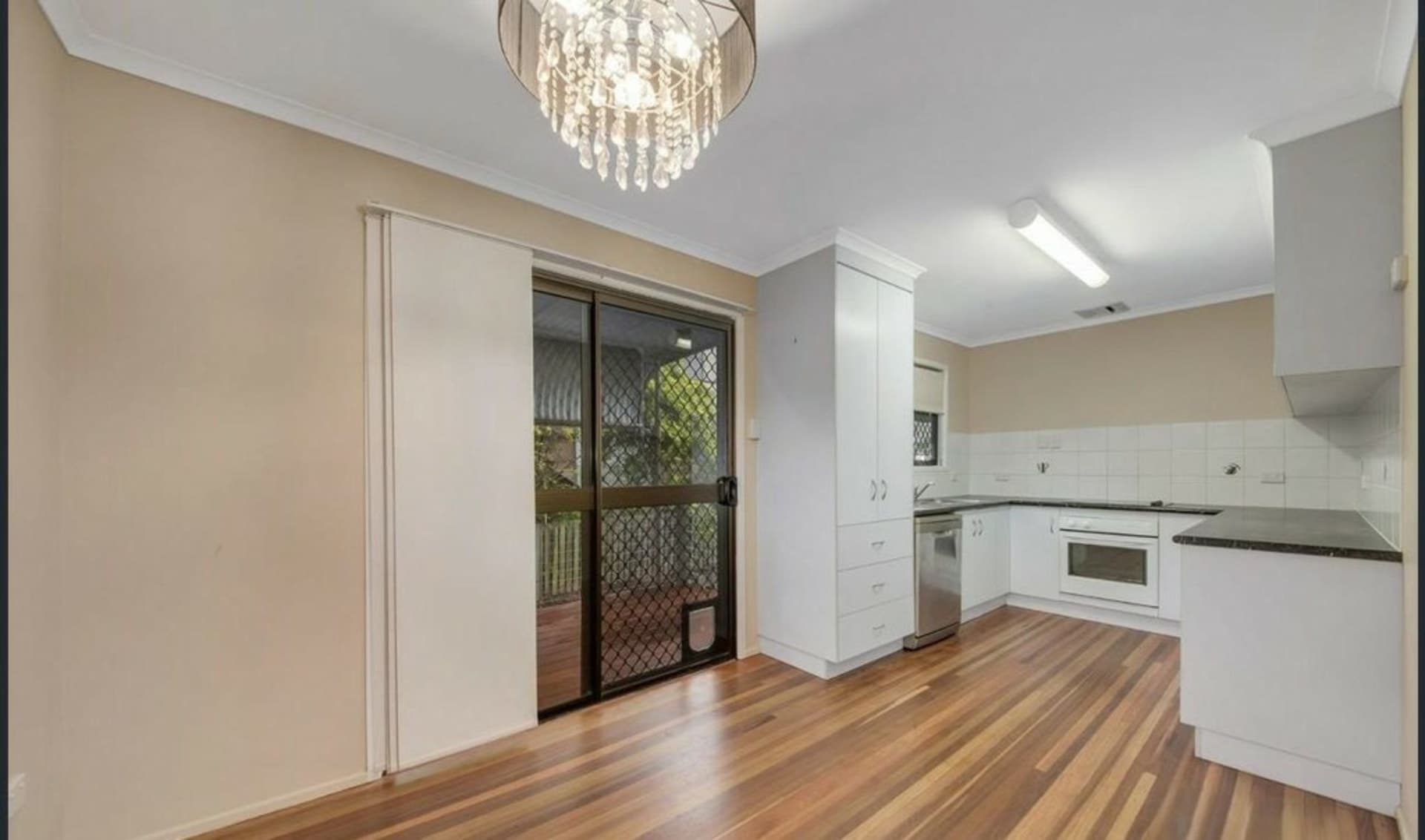 27 Wilga Street, Kin Kora, Kin Kora - Thumbnail 2