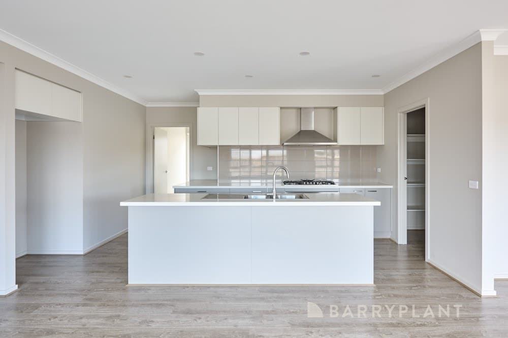 13 Buckland Drive, Warragul, VIC 3820, Warragul - Thumbnail 3