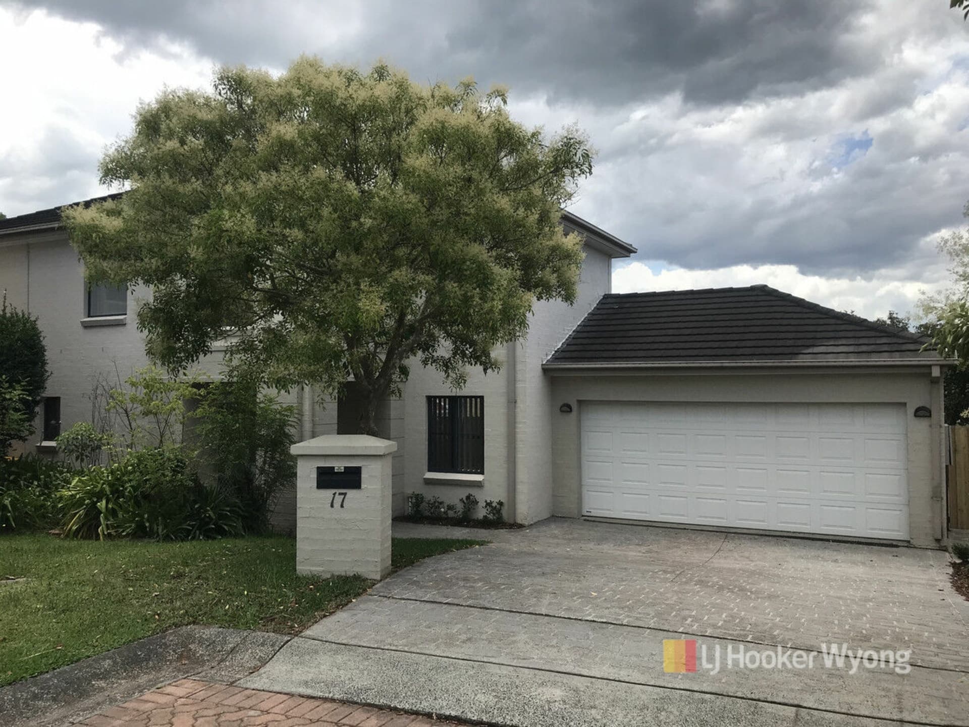 17 Kensington Place, Mardi, Mardi - Image 1