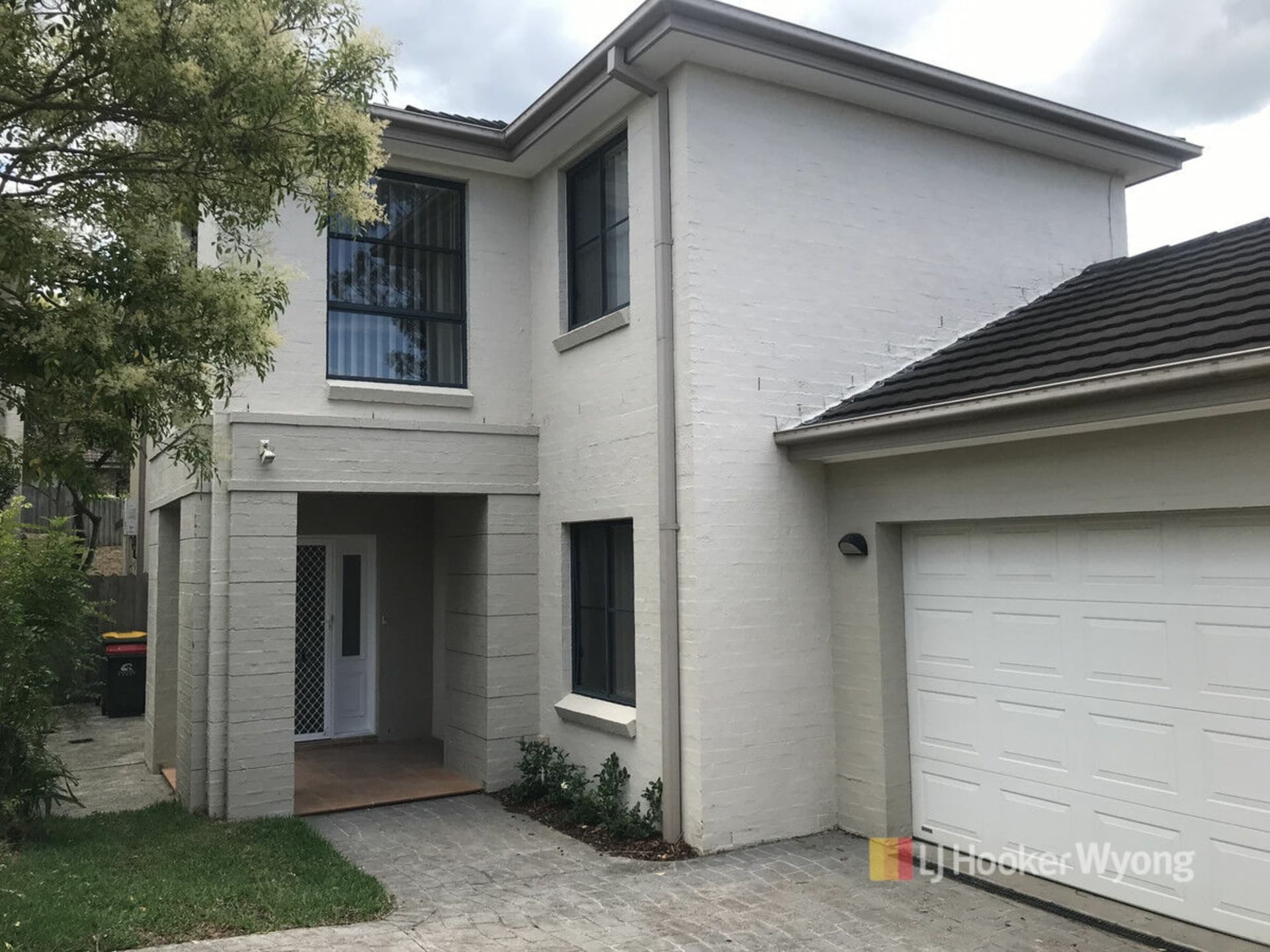 17 Kensington Place, Mardi, Mardi - Thumbnail 2