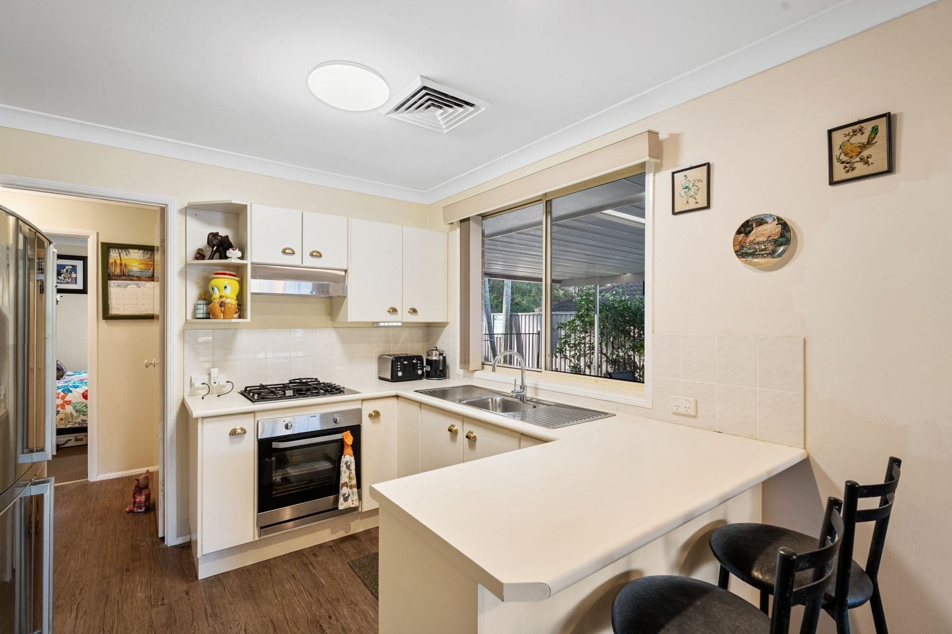 33 Tonkiss Street, Tuggerah, Tuggerah - Thumbnail 3