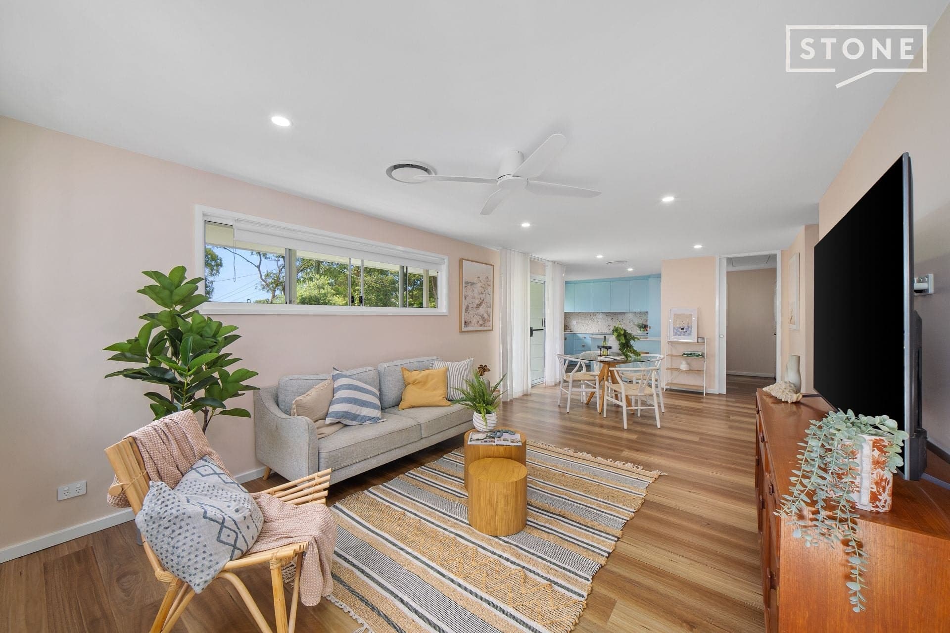 37 Tirabeenba Drive, Bolton Point, Bolton Point - Thumbnail 2