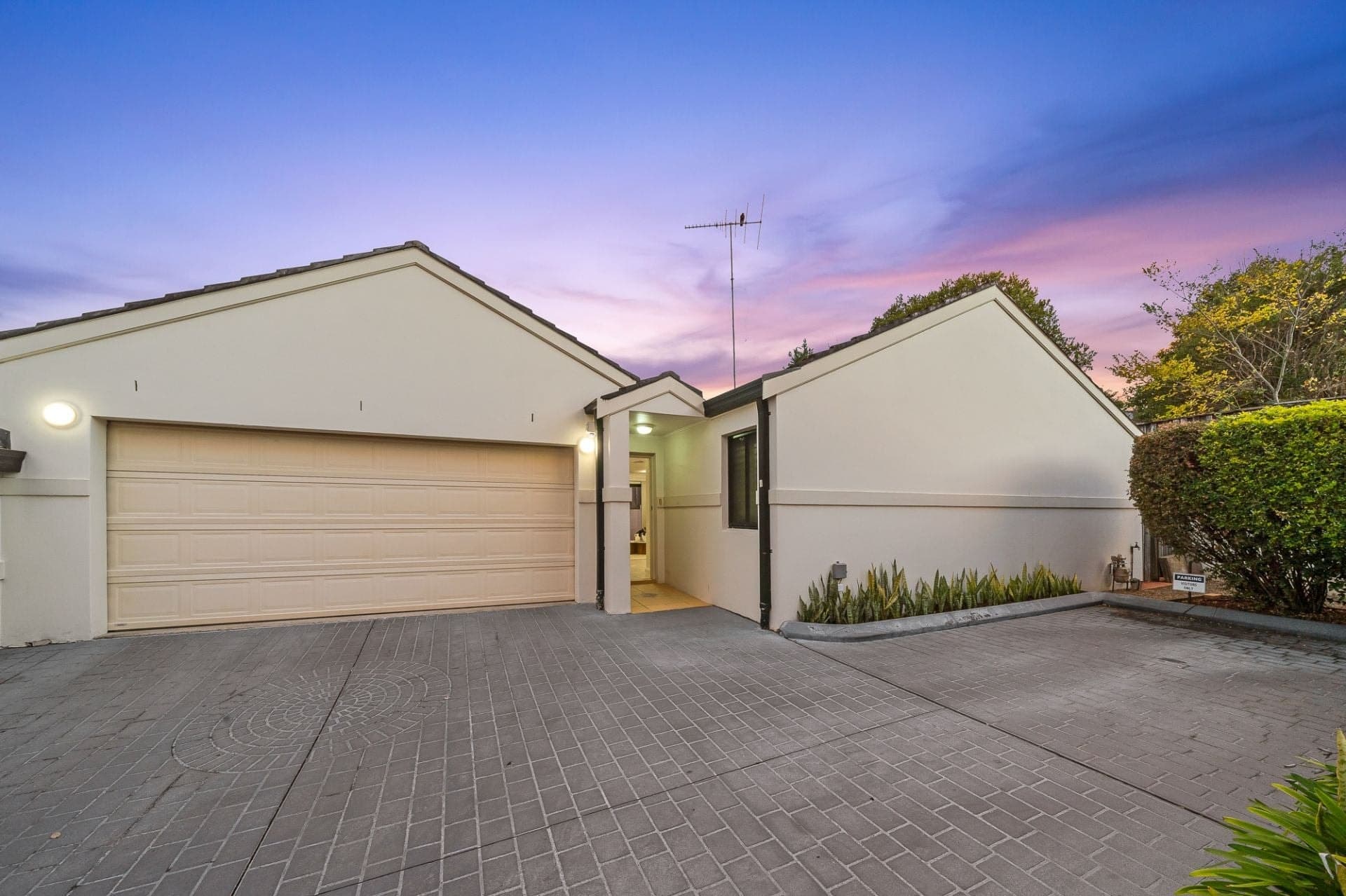 4/11 Maismonde Place, Carlingford, Carlingford - Image 1