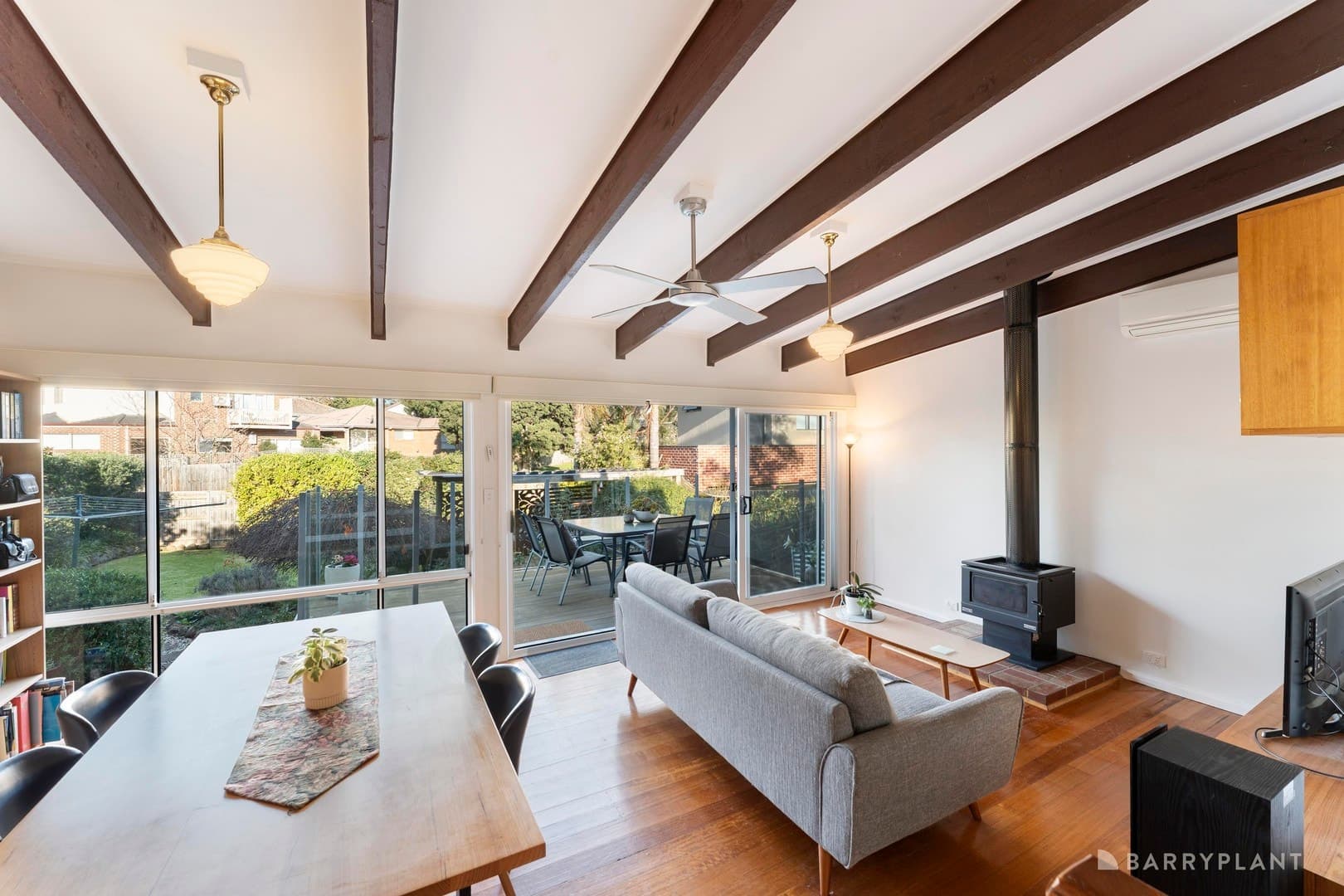 82 Russell Crescent, Doncaster East, VIC 3109, Doncaster East - Thumbnail 2