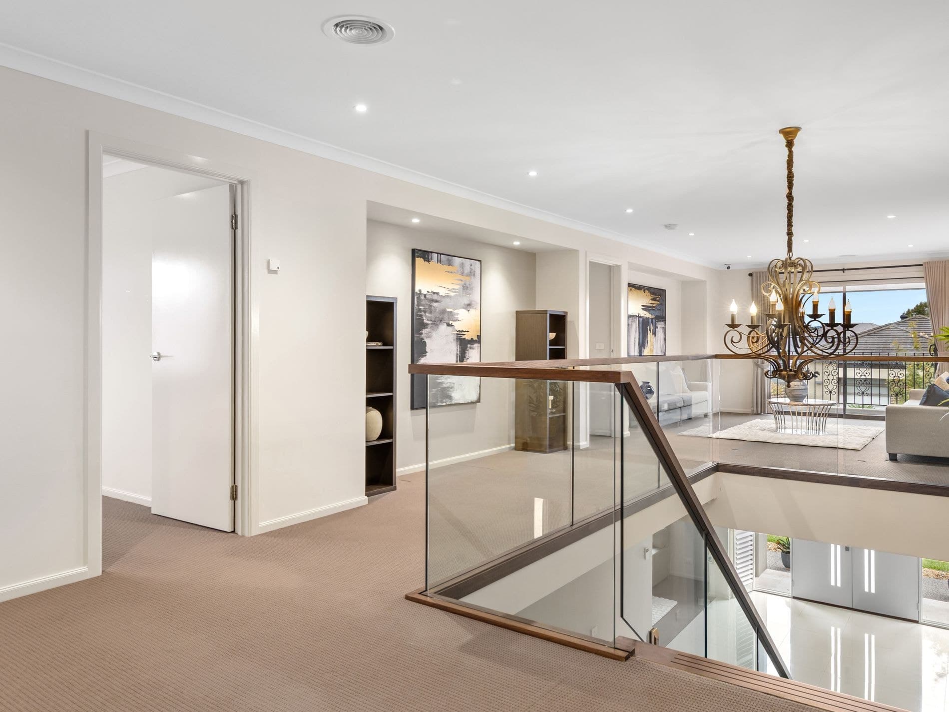 24 Brangus Avenue, Narre Warren ..., Narre Warren .. - Thumbnail 5