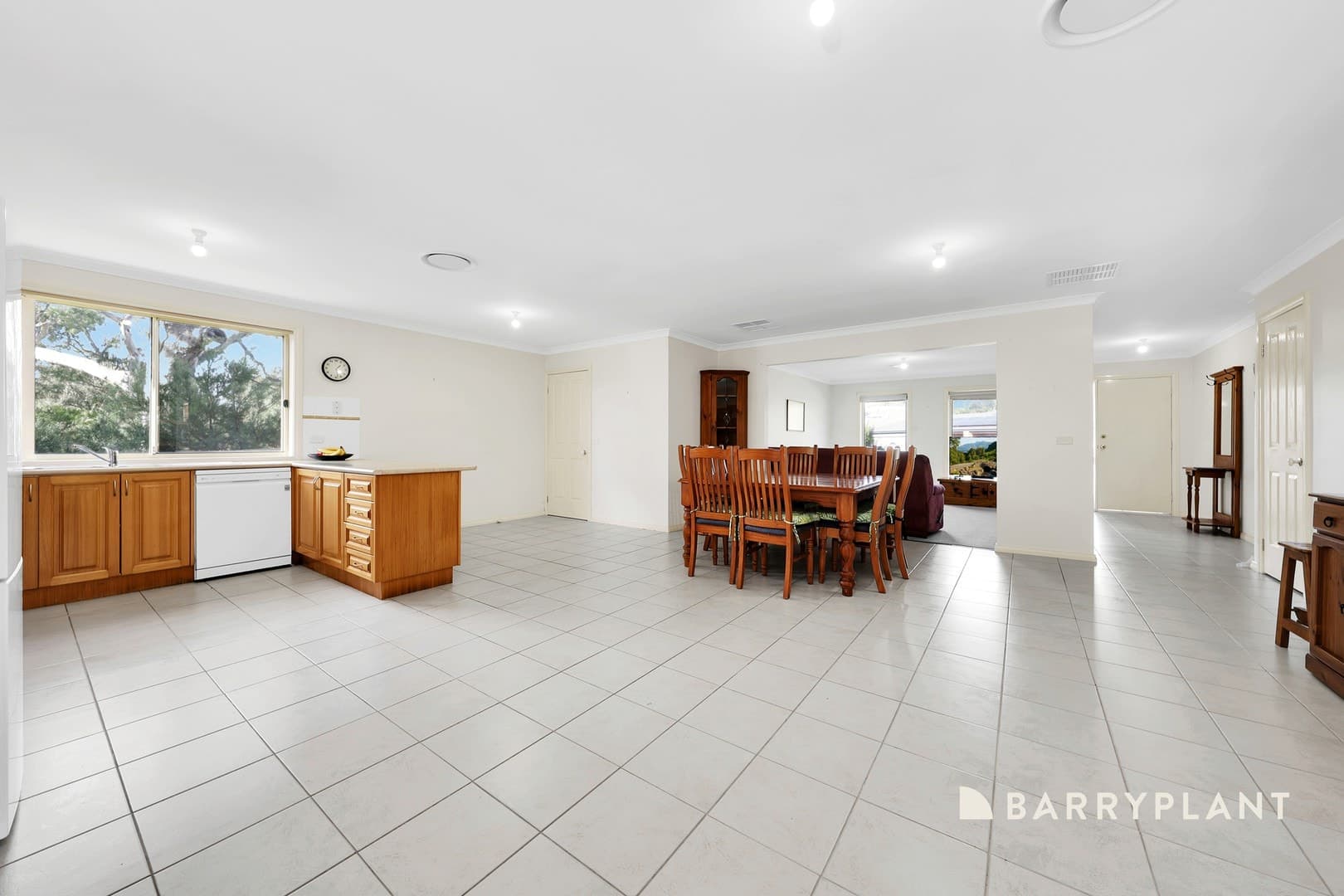4 Poppy Drive, South Morang, VIC 3752, South Morang - Thumbnail 3