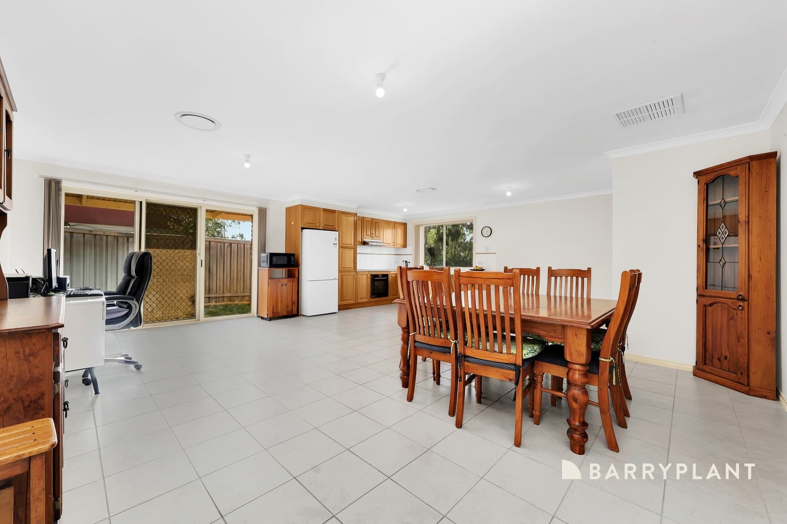 4 Poppy Drive, South Morang, VIC 3752, South Morang - Thumbnail 4