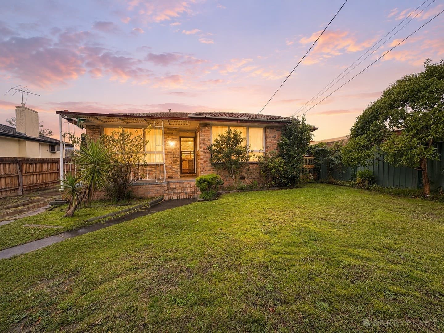 8 Rex CourtNoble Park, vic 3174, Noble Park - Image 1
