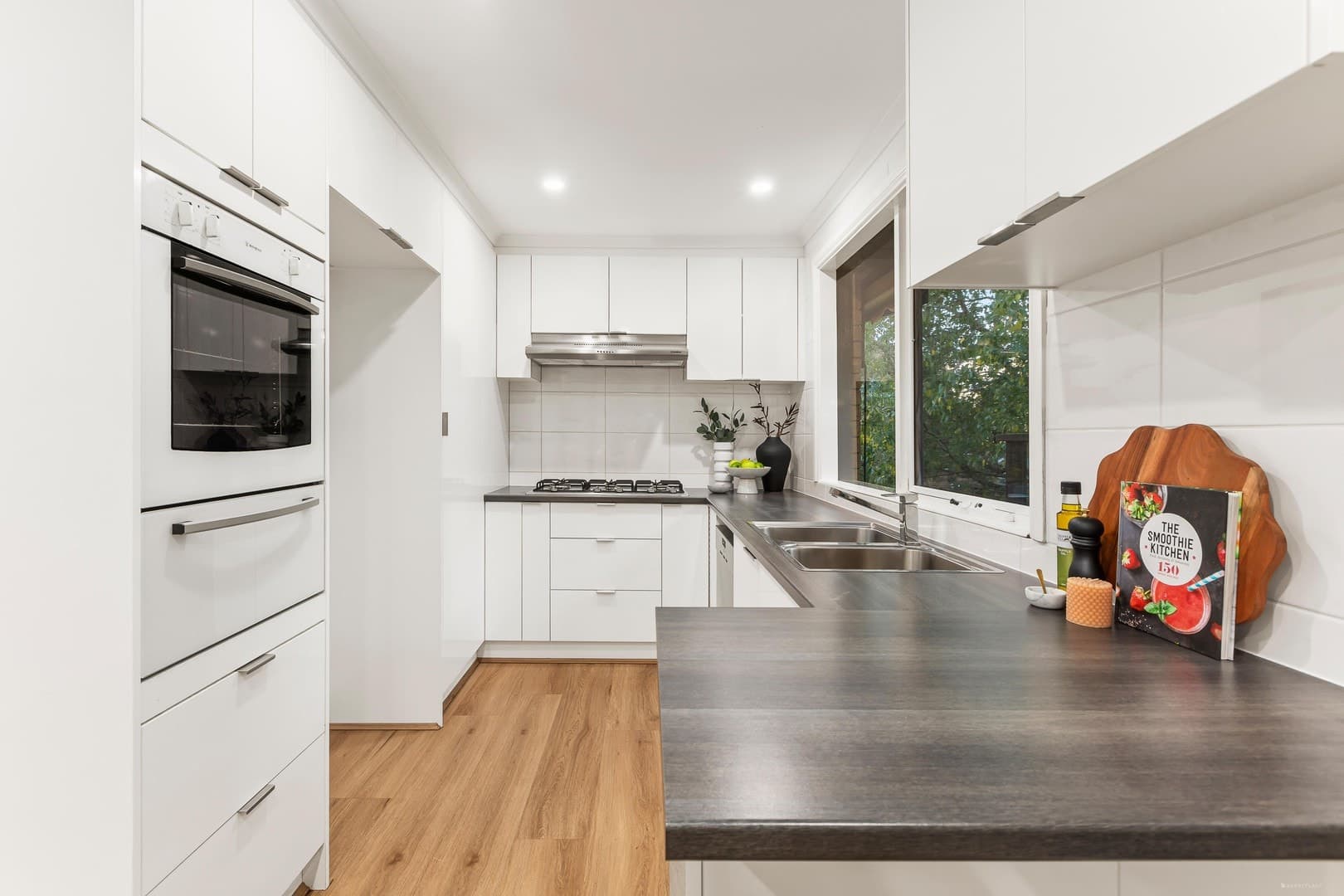 2/100 St Helena Road, Briar Hill, VIC 3088, Briar Hill - Thumbnail 4
