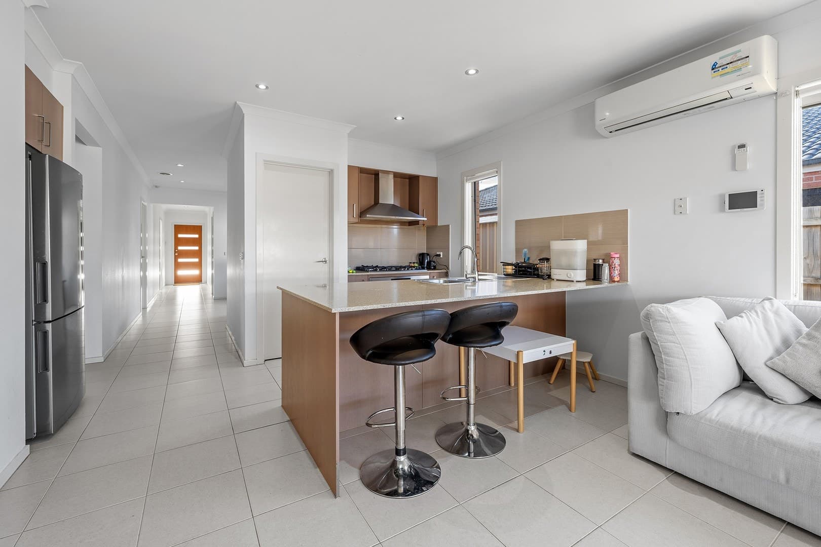 5 Royale Drive, Fraser Rise, VIC 3336, Fraser Rise - Thumbnail 2