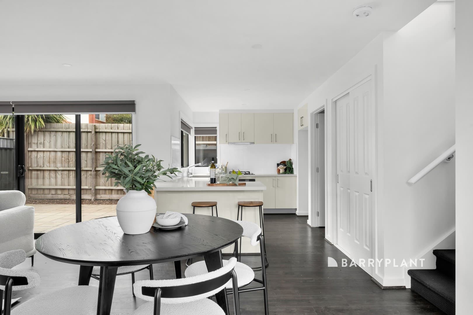 2/49 Hanley Street, Narre Warren, VIC 3805, Narre Warren - Thumbnail 3