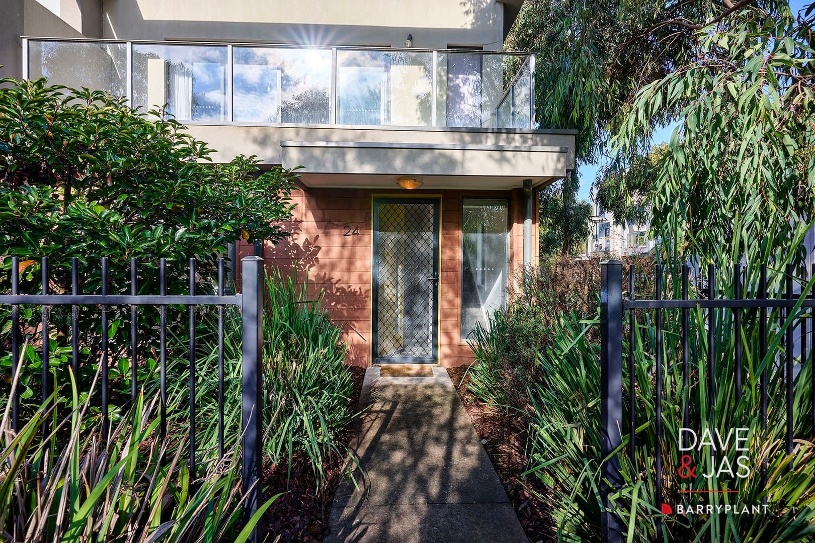 24 Lithgow WayMooroolbark, vic 3138, Mooroolbark - Image 1