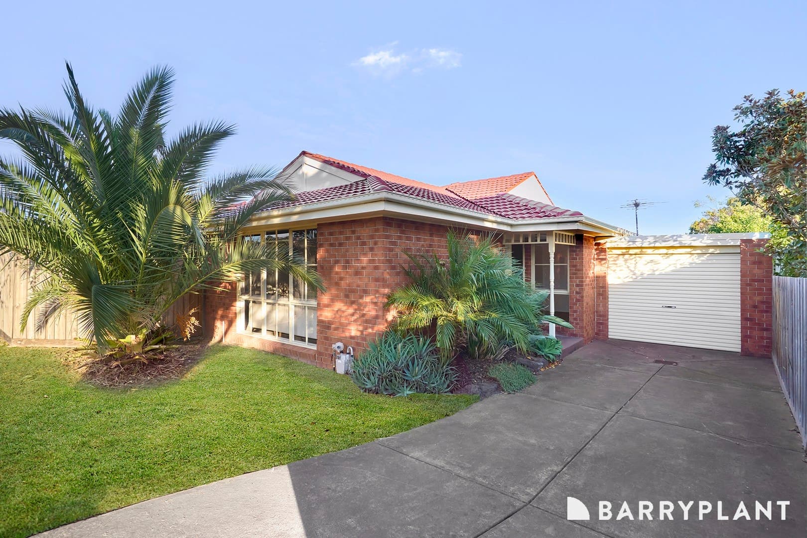 2/31 Florence Avenue, Berwick, VIC 3806, Berwick - Image 1