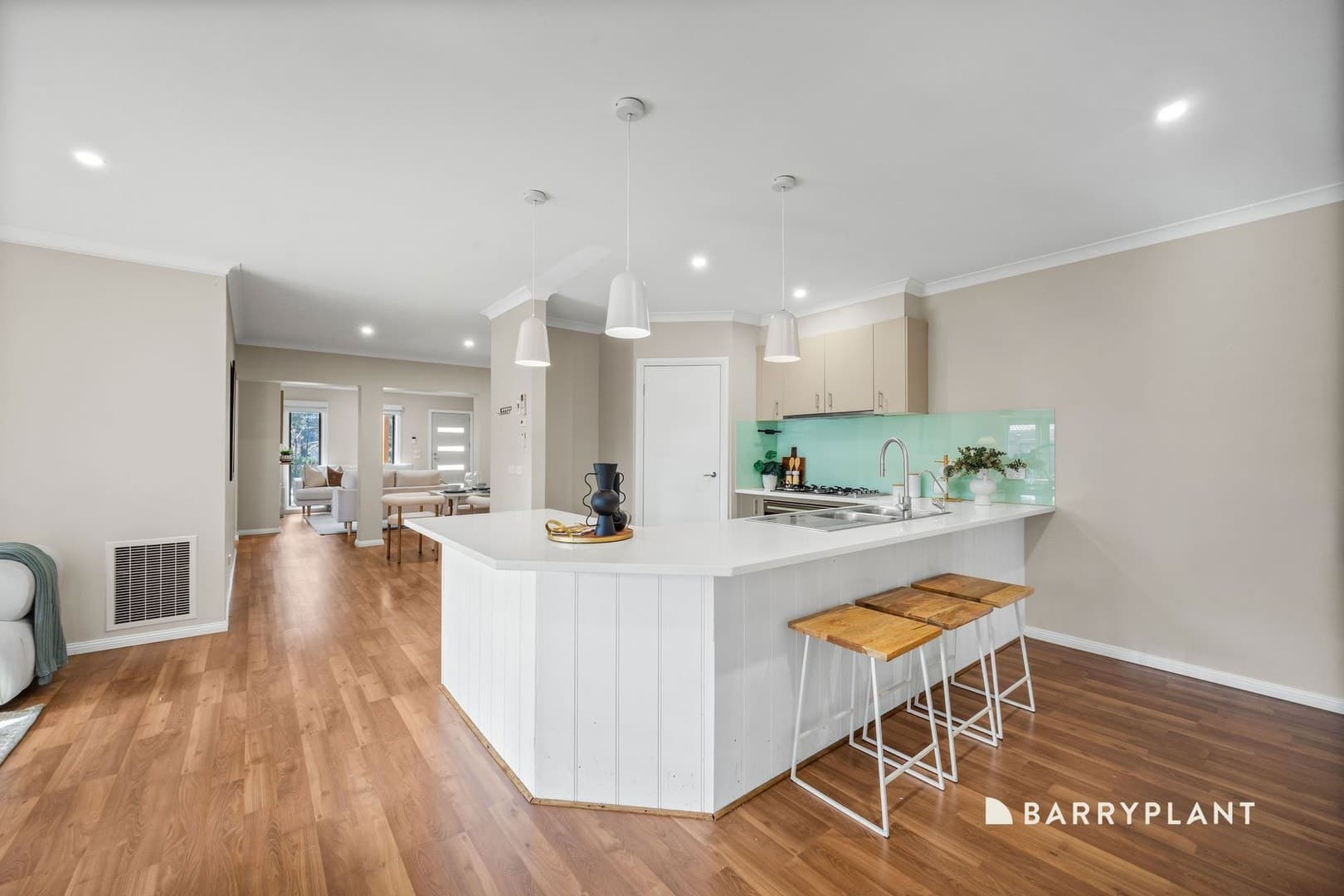 2 Sistine Row, Mernda, VIC 3754, Mernda - Thumbnail 2