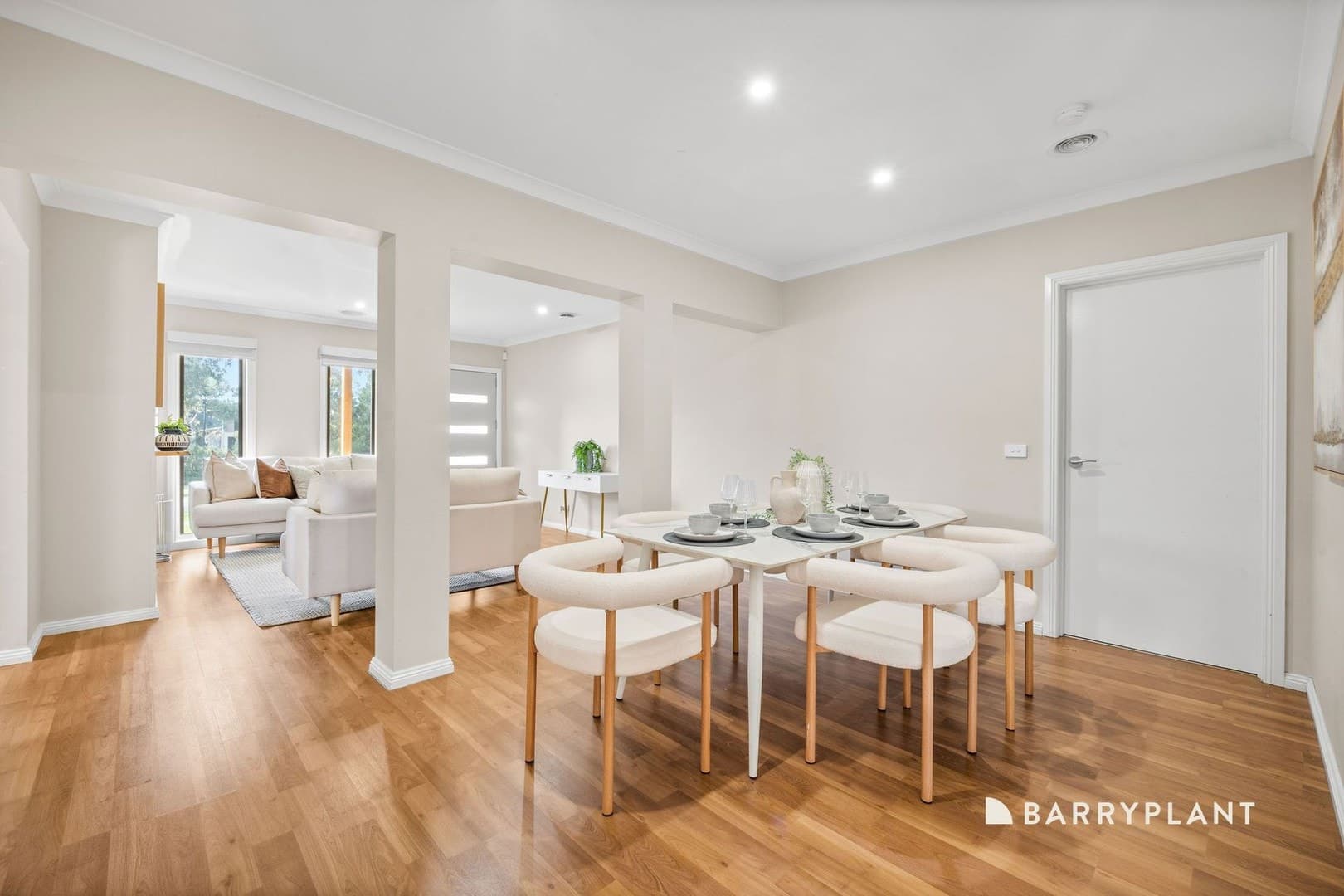 2 Sistine Row, Mernda, VIC 3754, Mernda - Thumbnail 7